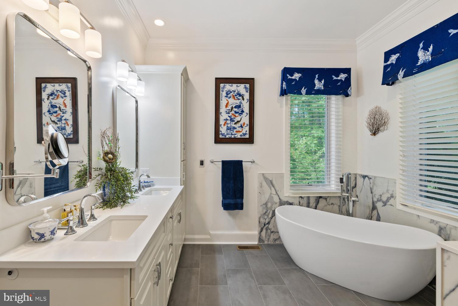 COBB HOUSE - Residential