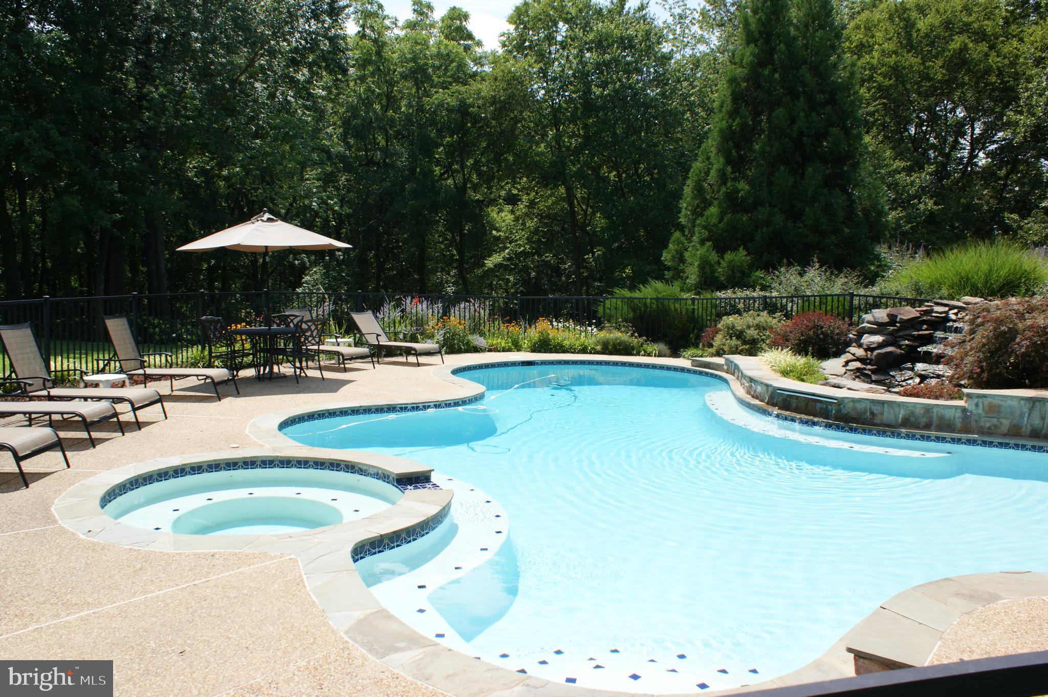 COBB HOUSE - Residential