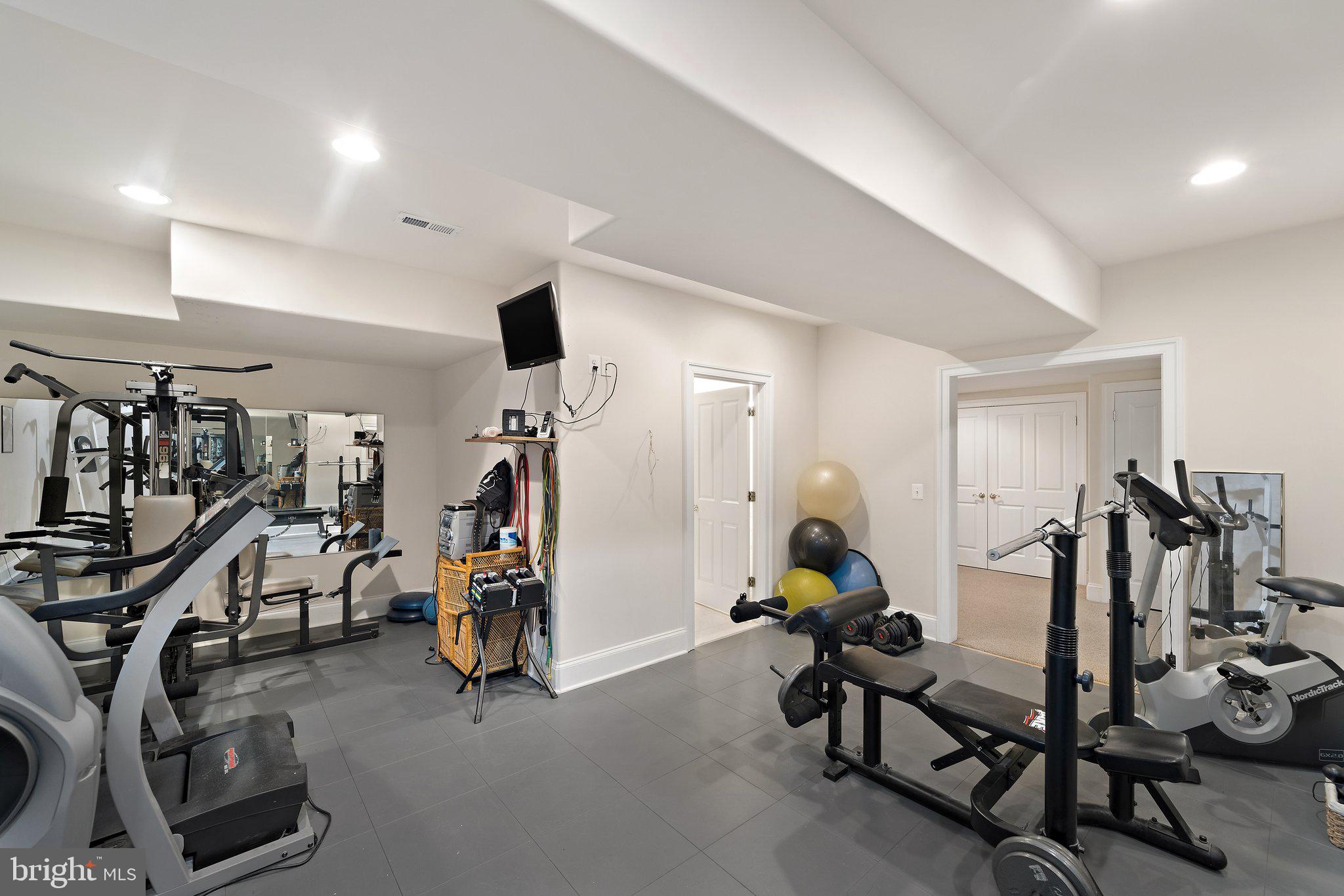 COBB HOUSE - Residential