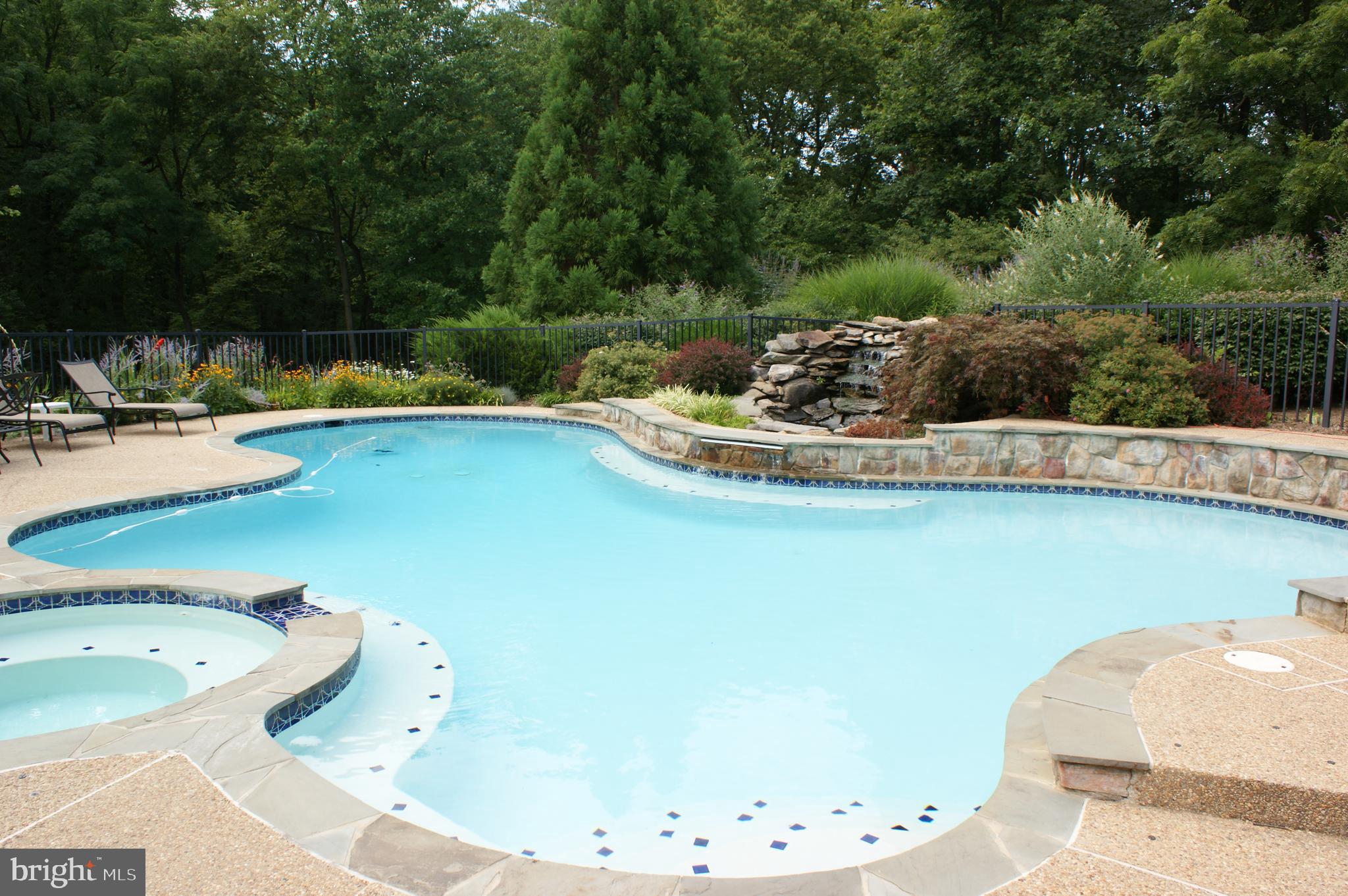 COBB HOUSE - Residential