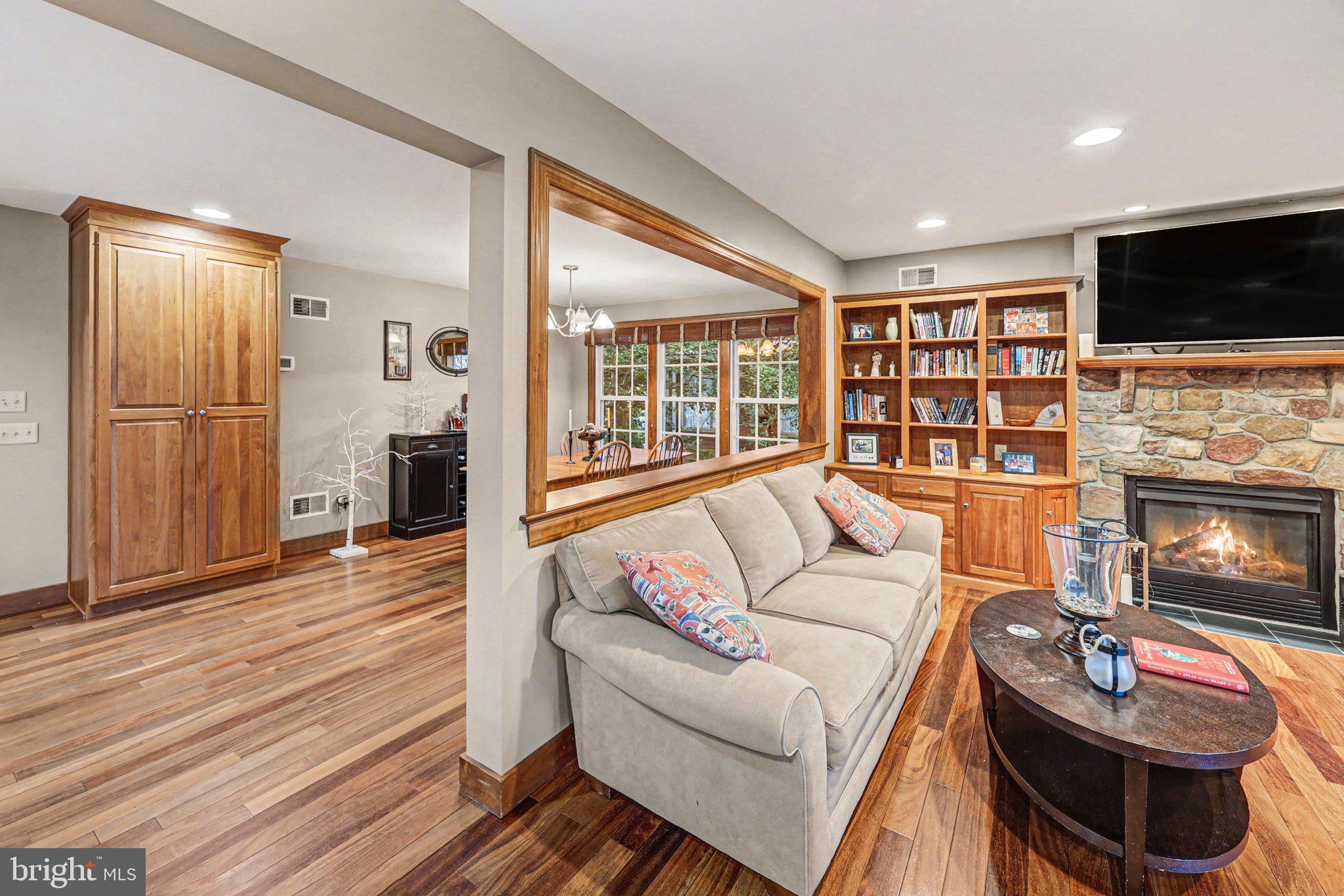 HERSHEY VILLAGE - Residential