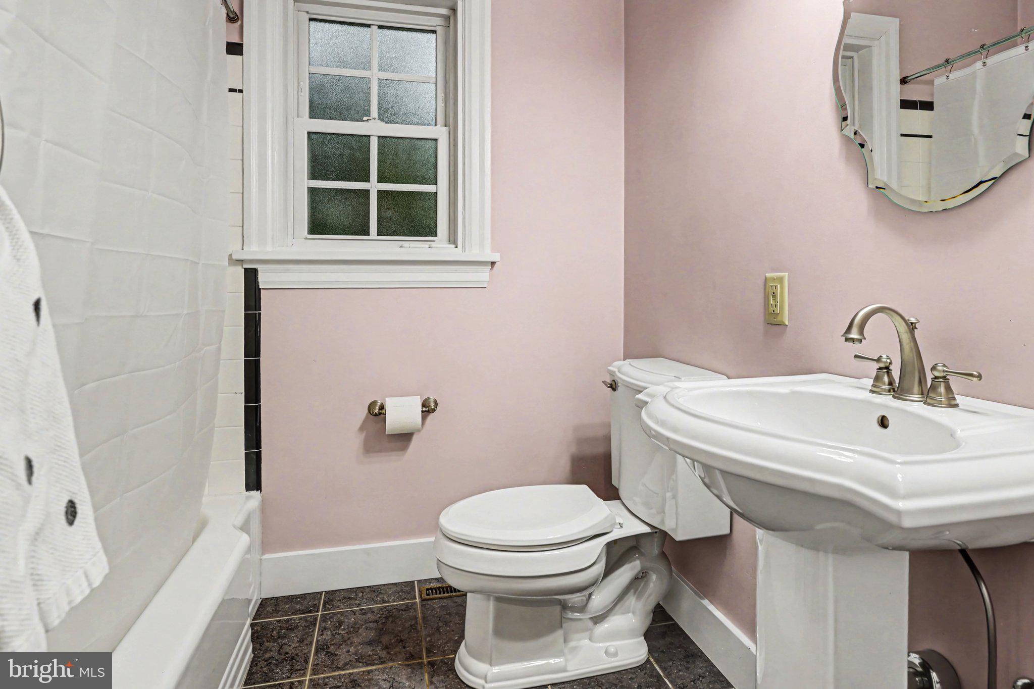 HERSHEY VILLAGE - Residential