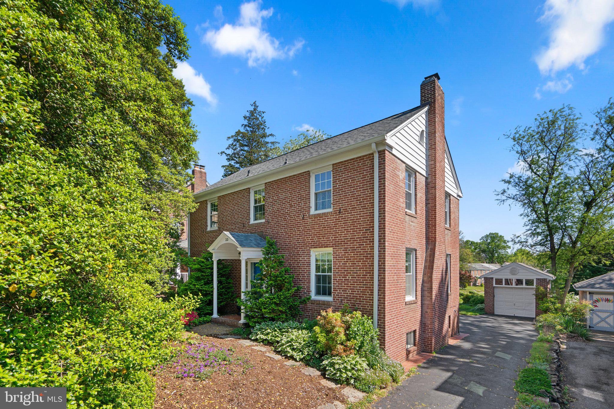 OVERBROOK - Residential