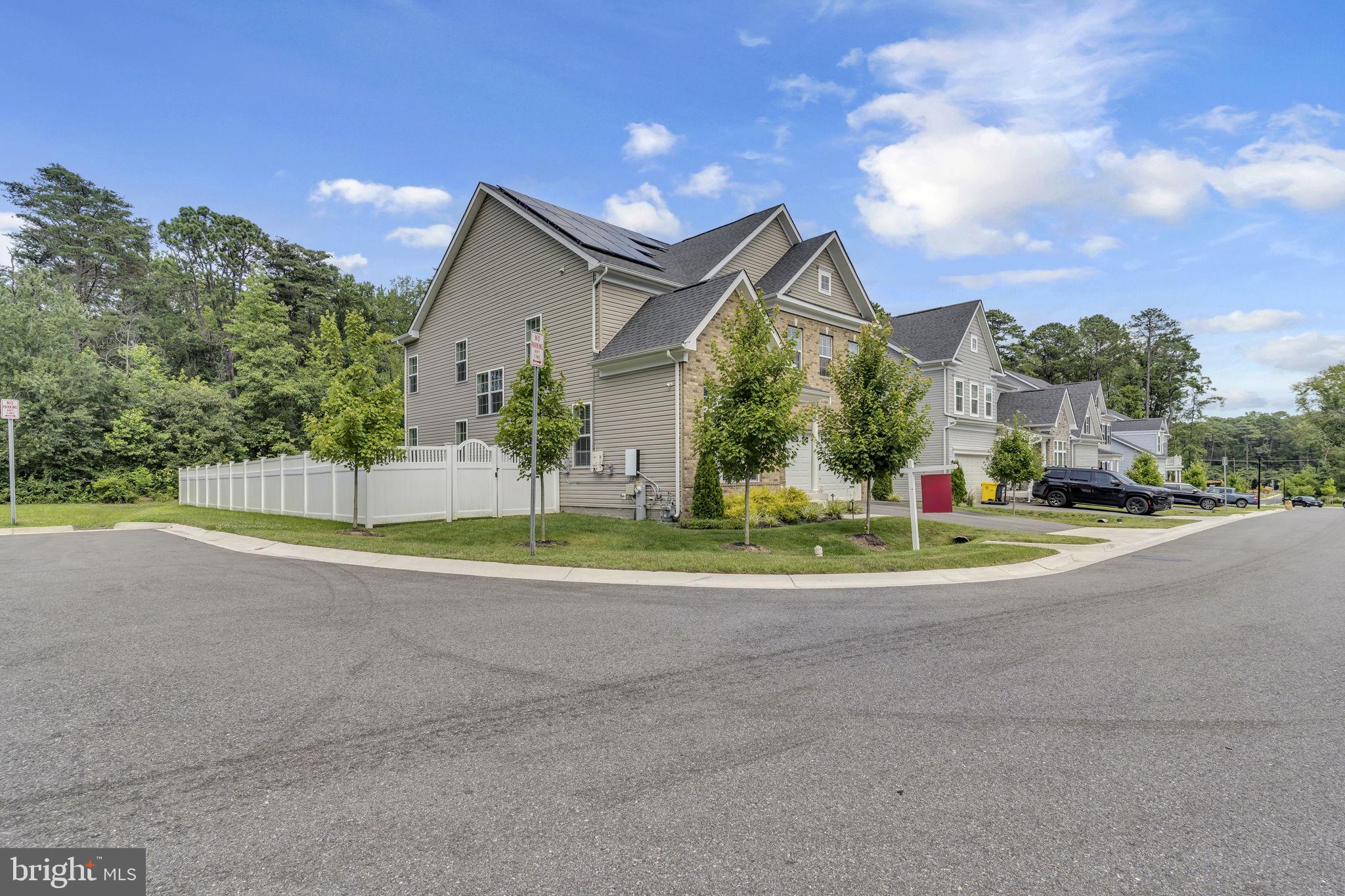1226 PARISH HILL LANE