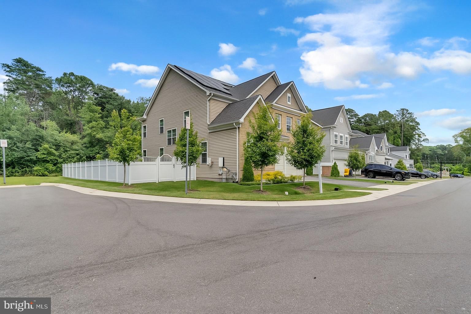 1226 PARISH HILL LANE