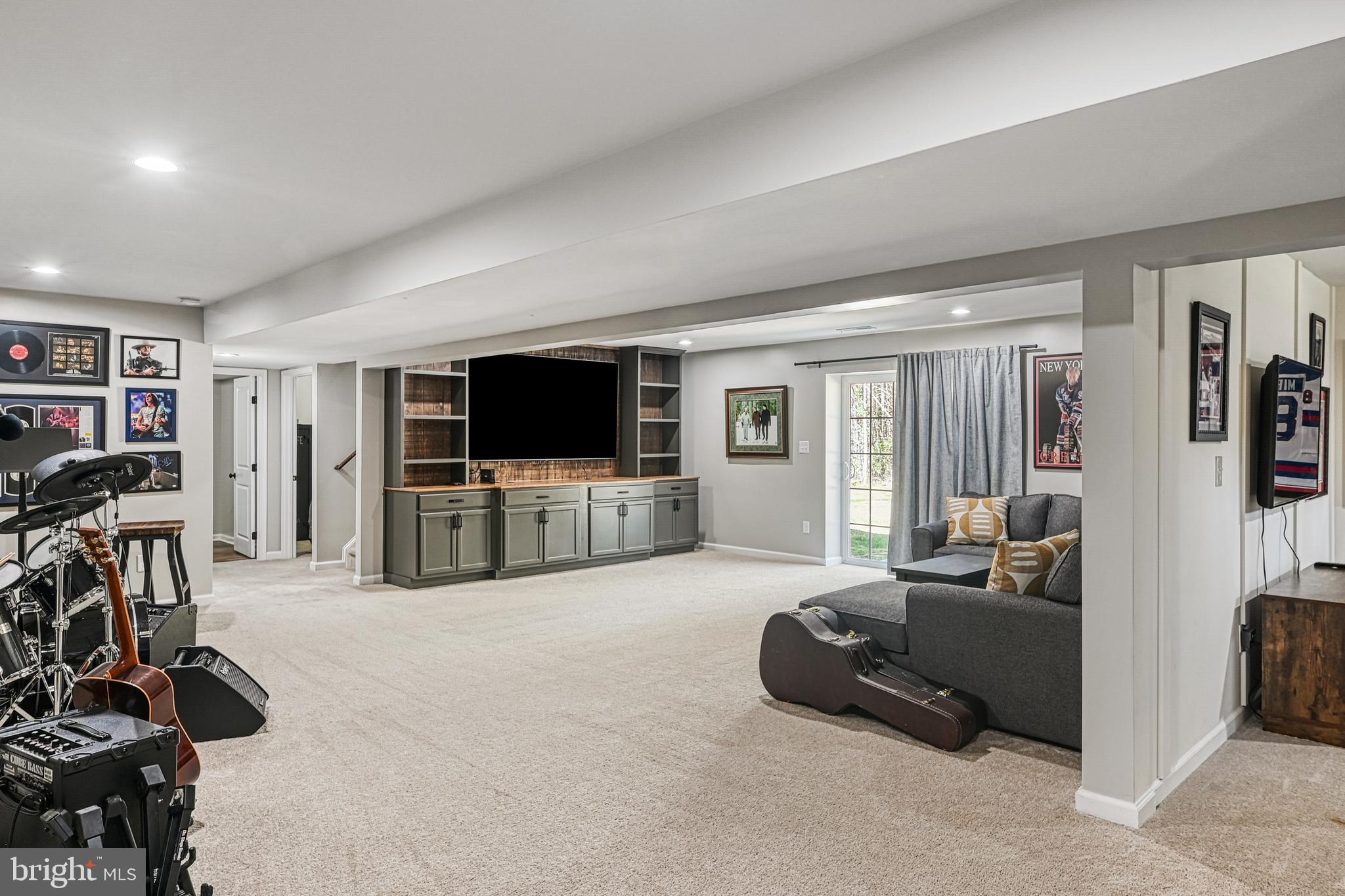 LAKE ANNA CROSSING - Residential