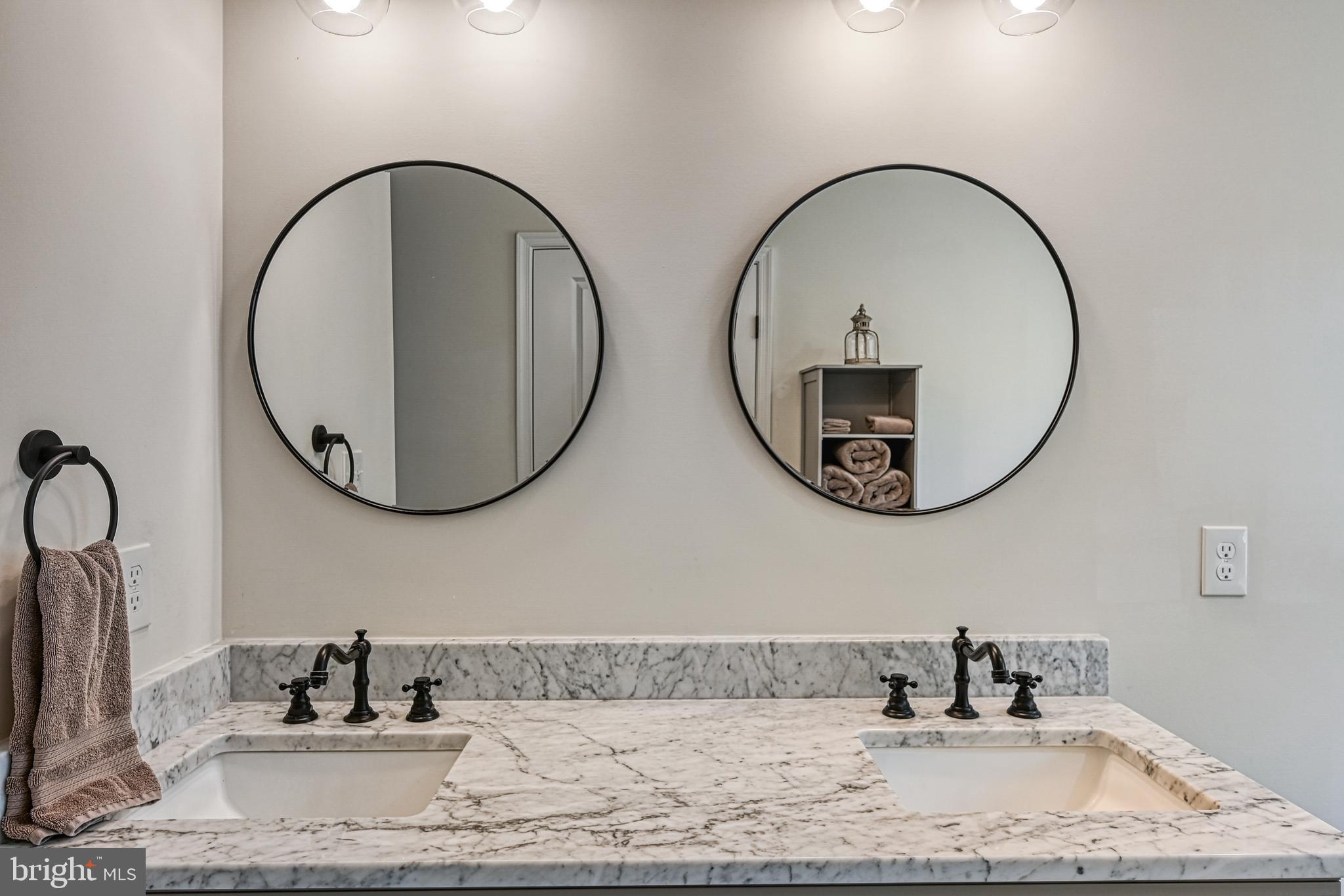 LAKE ANNA CROSSING - Residential