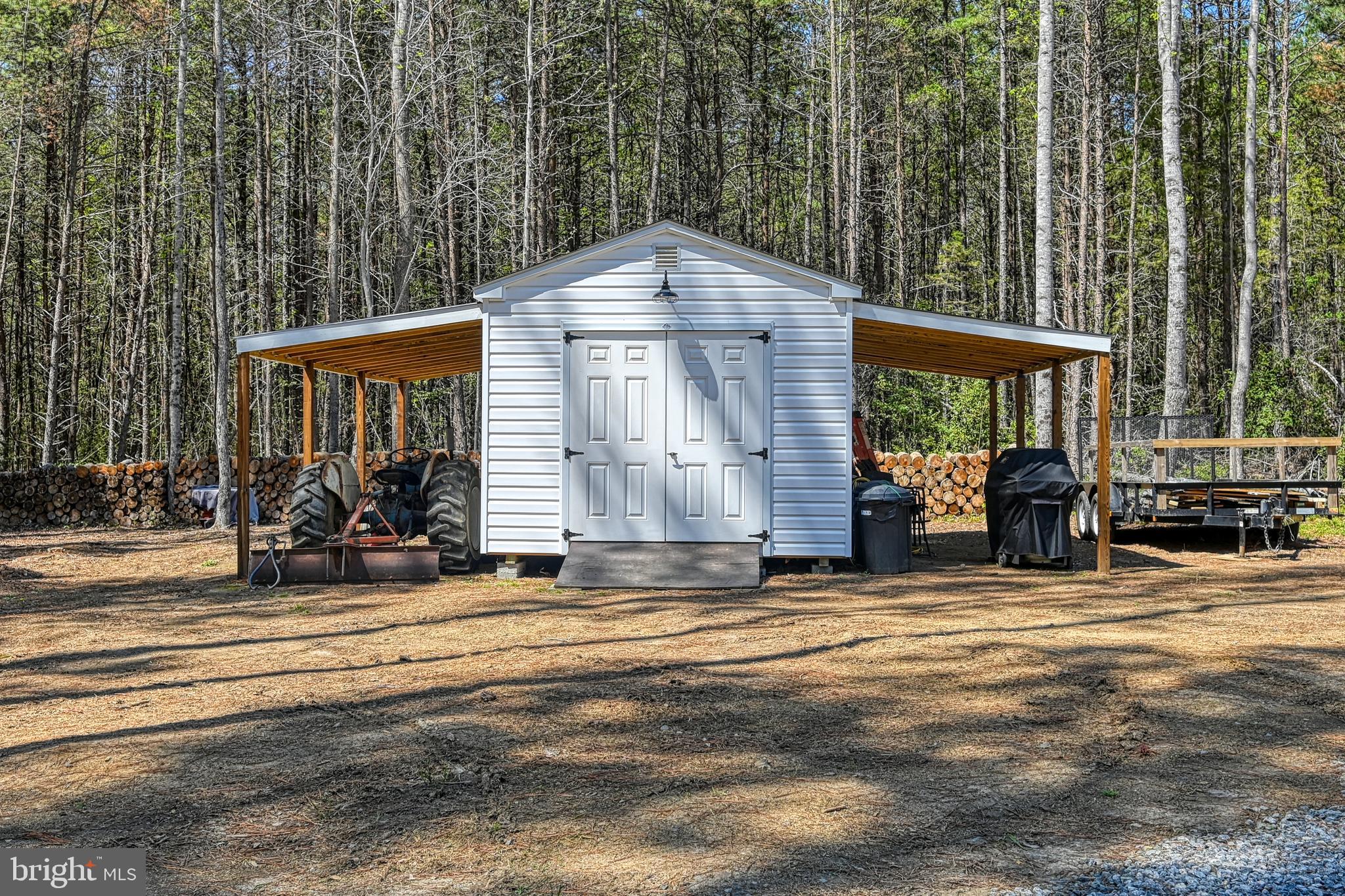 LAKE ANNA CROSSING - Residential