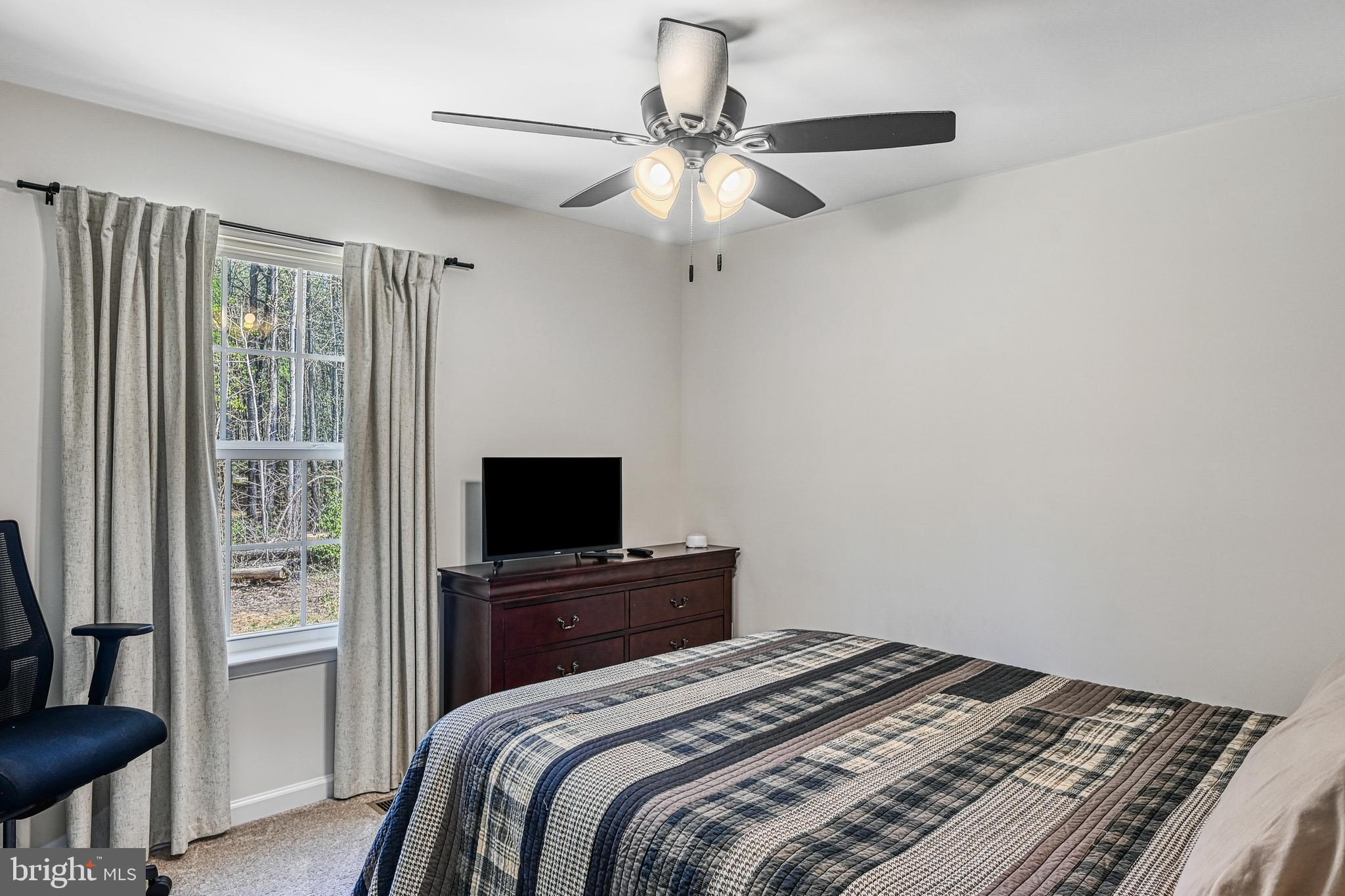 LAKE ANNA CROSSING - Residential