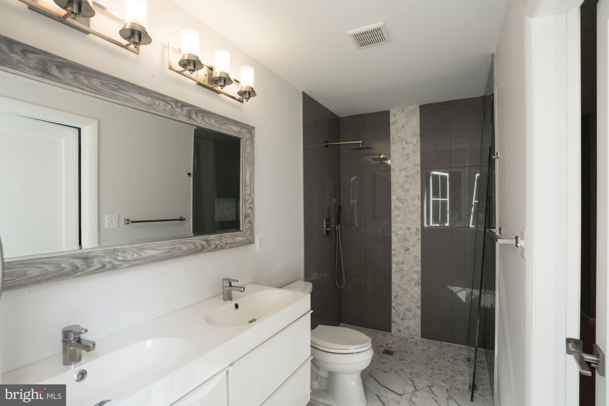 LACEY FOREST - Residential