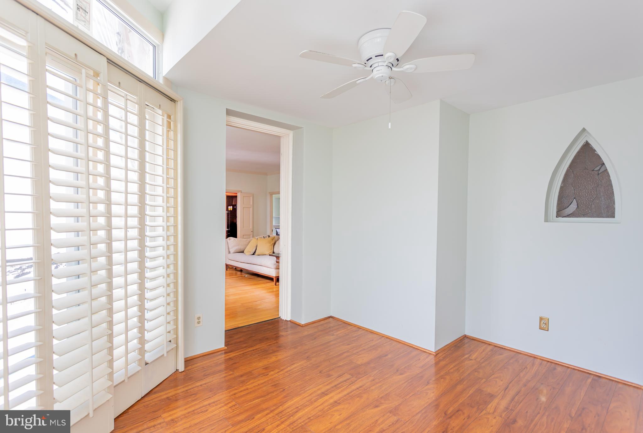 ROLAND PARK - Residential Lease