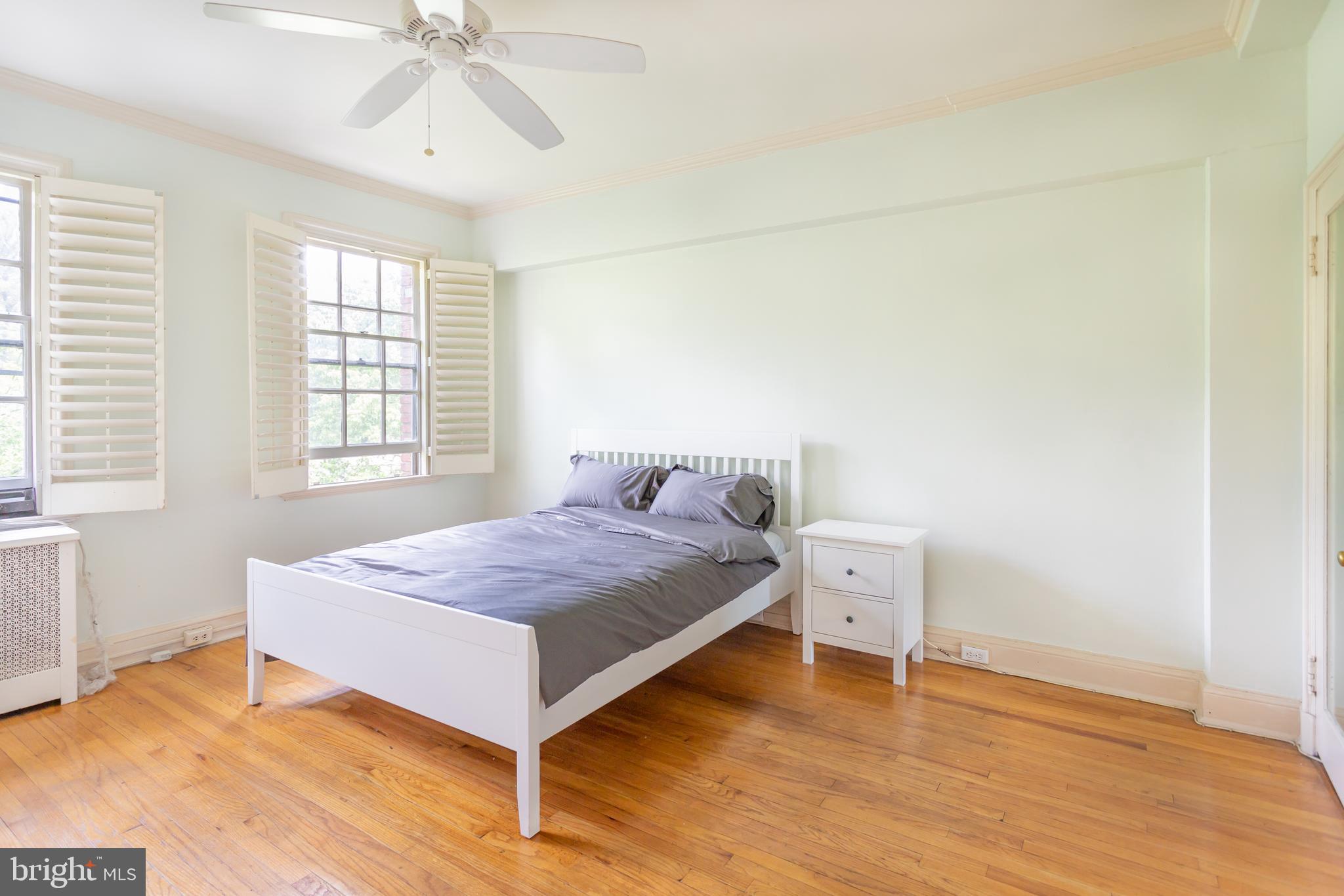 ROLAND PARK - Residential Lease