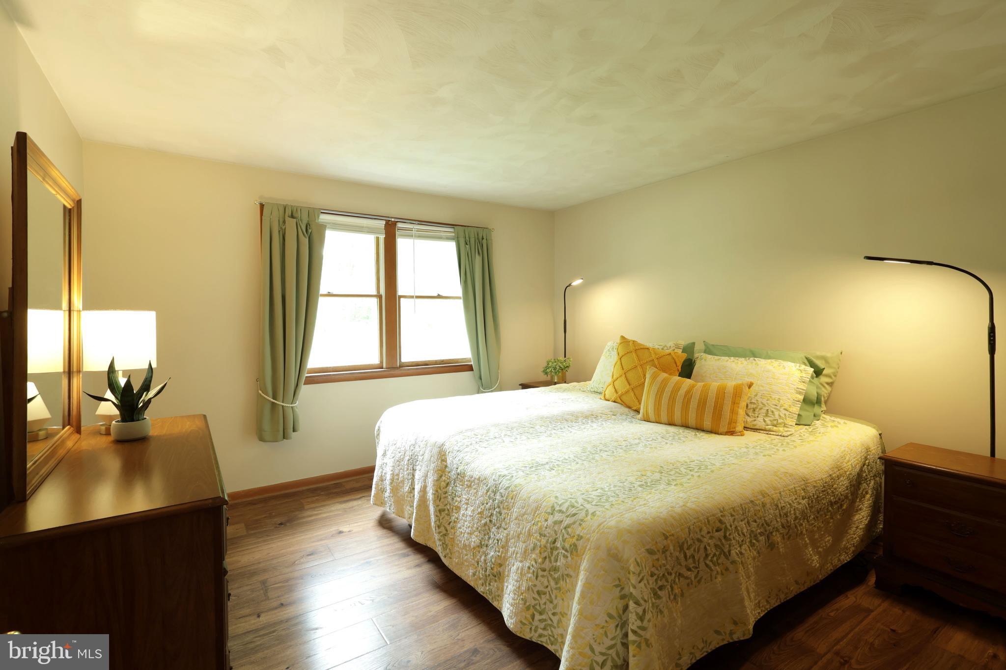 PARK FOREST VILLAGE - Residential