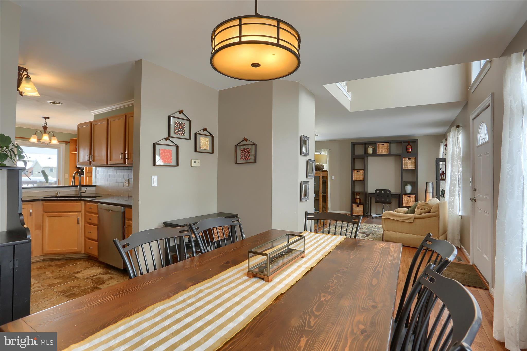 SOUTH MOUNTAIN ESTATES - Residential