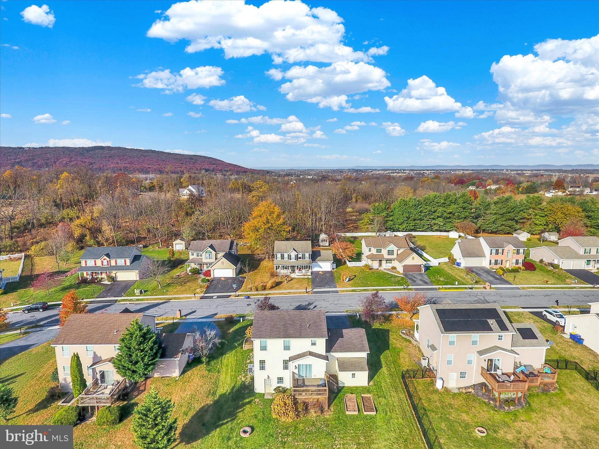 SOUTH MOUNTAIN ESTATES - Residential