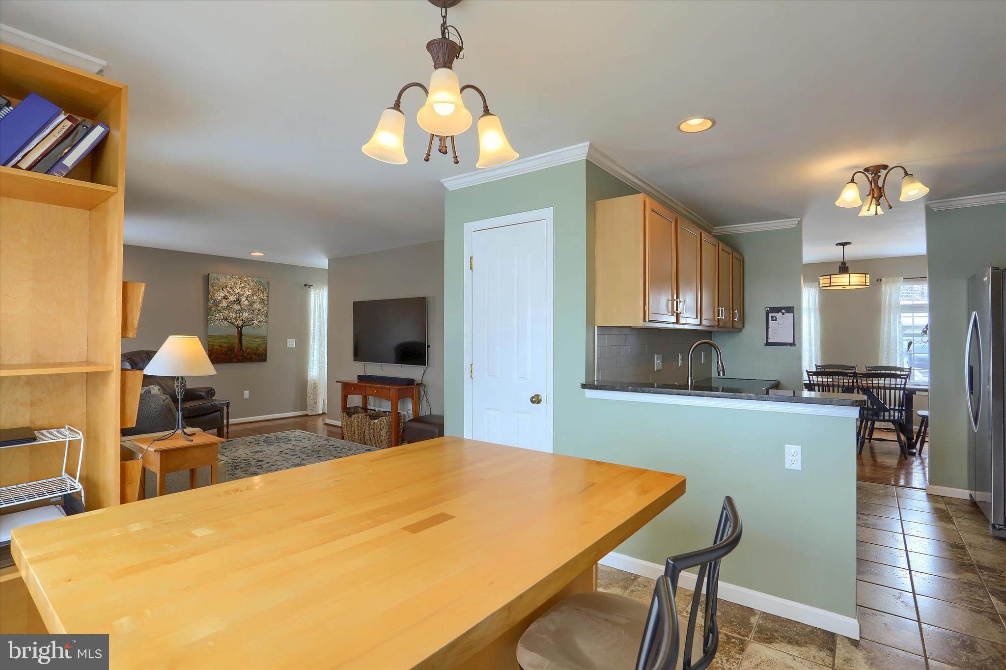 SOUTH MOUNTAIN ESTATES - Residential