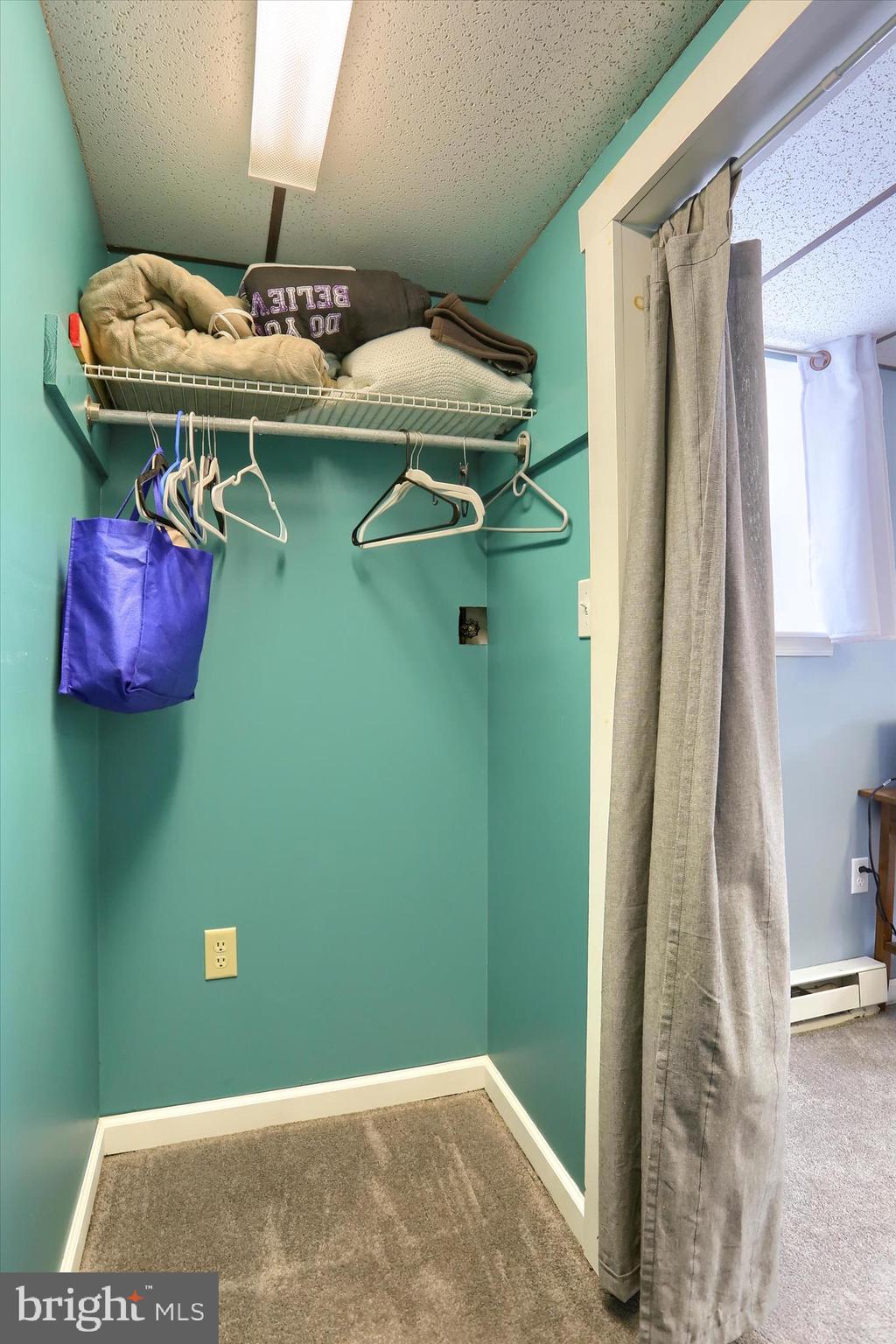 SOUTH MOUNTAIN ESTATES - Residential