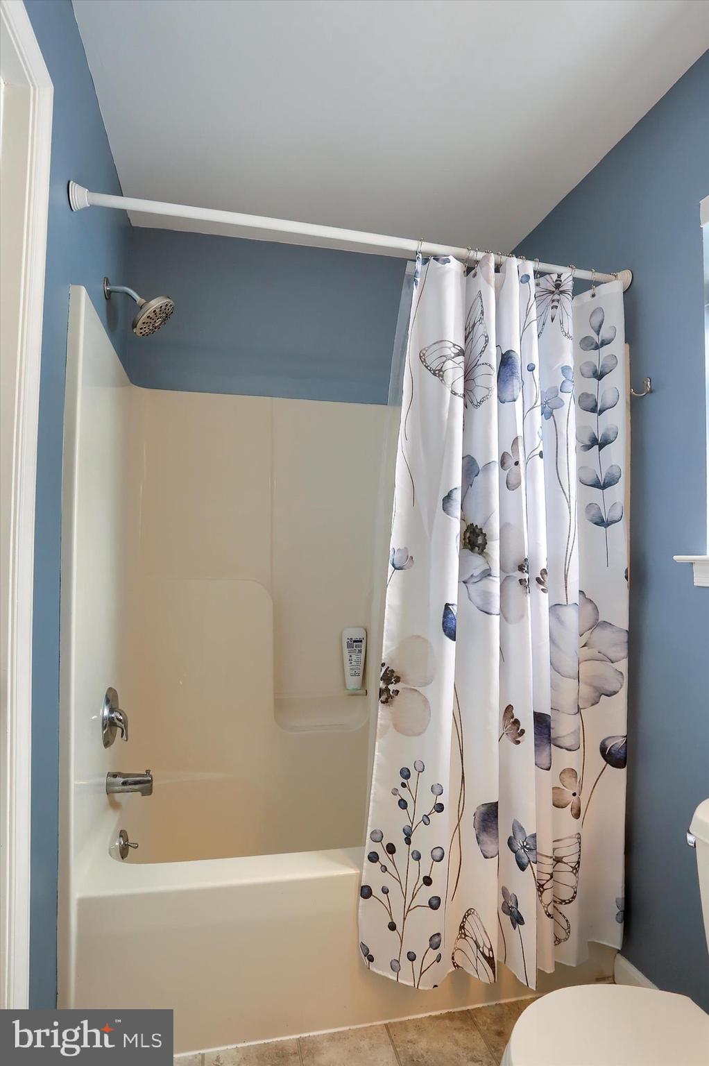 SOUTH MOUNTAIN ESTATES - Residential