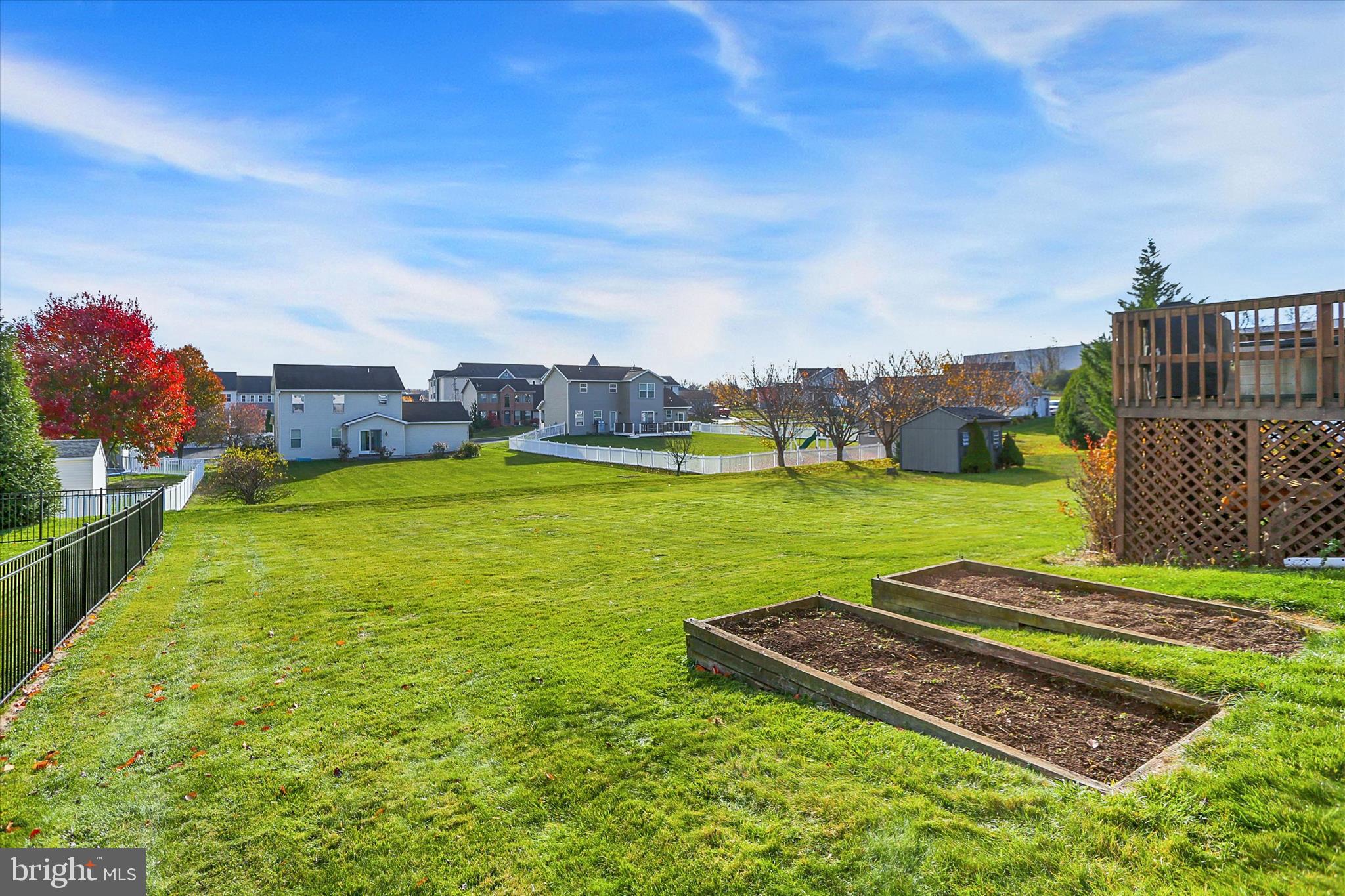 SOUTH MOUNTAIN ESTATES - Residential