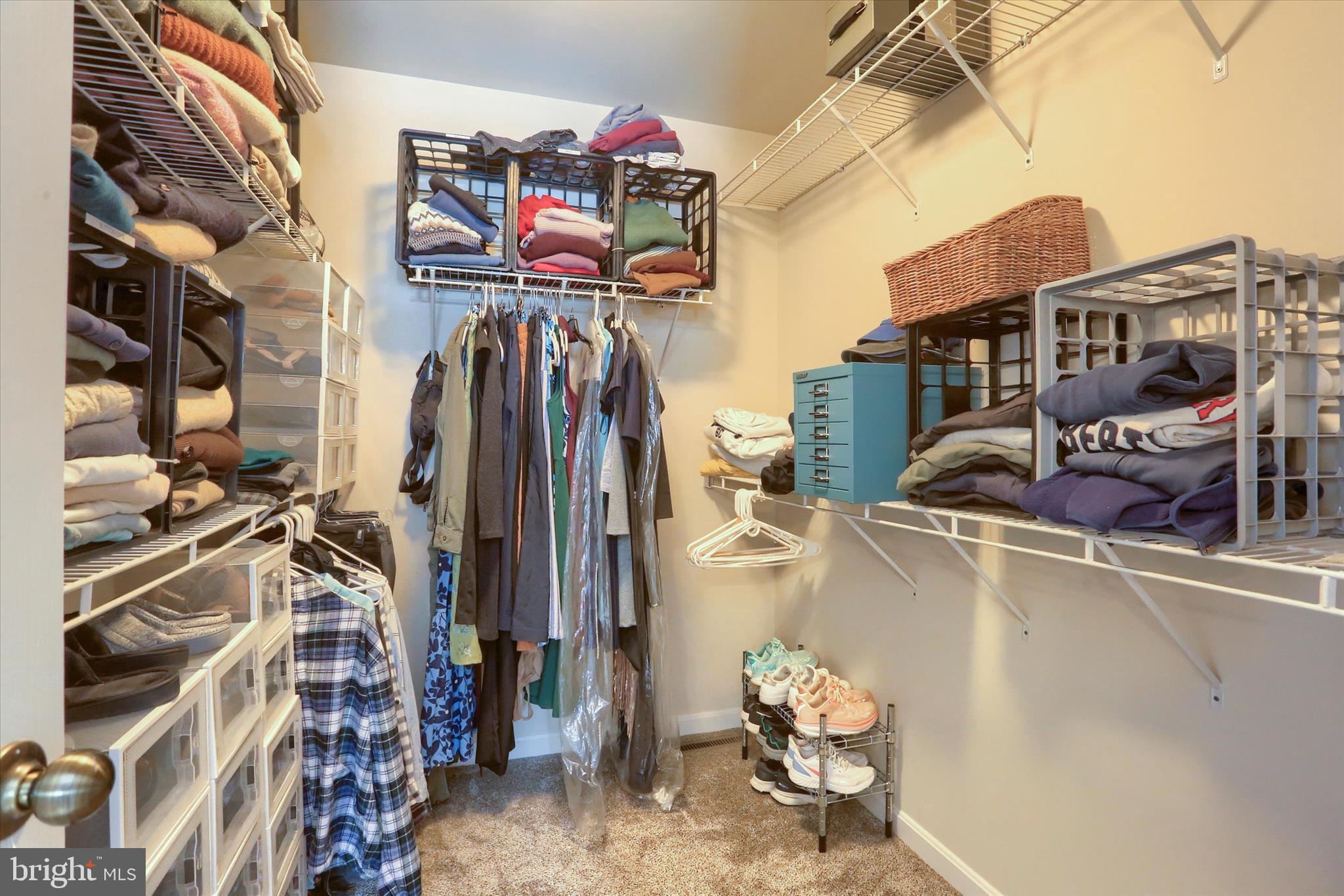 SOUTH MOUNTAIN ESTATES - Residential