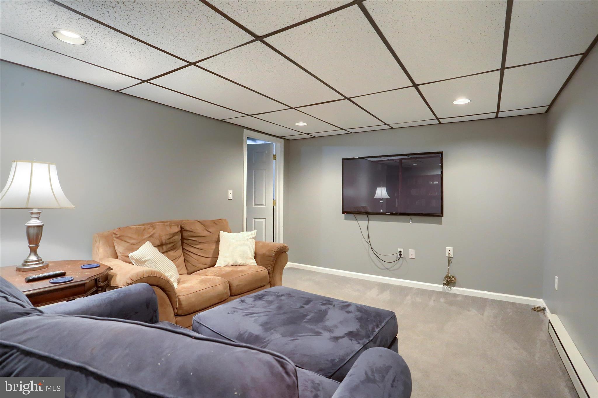 SOUTH MOUNTAIN ESTATES - Residential