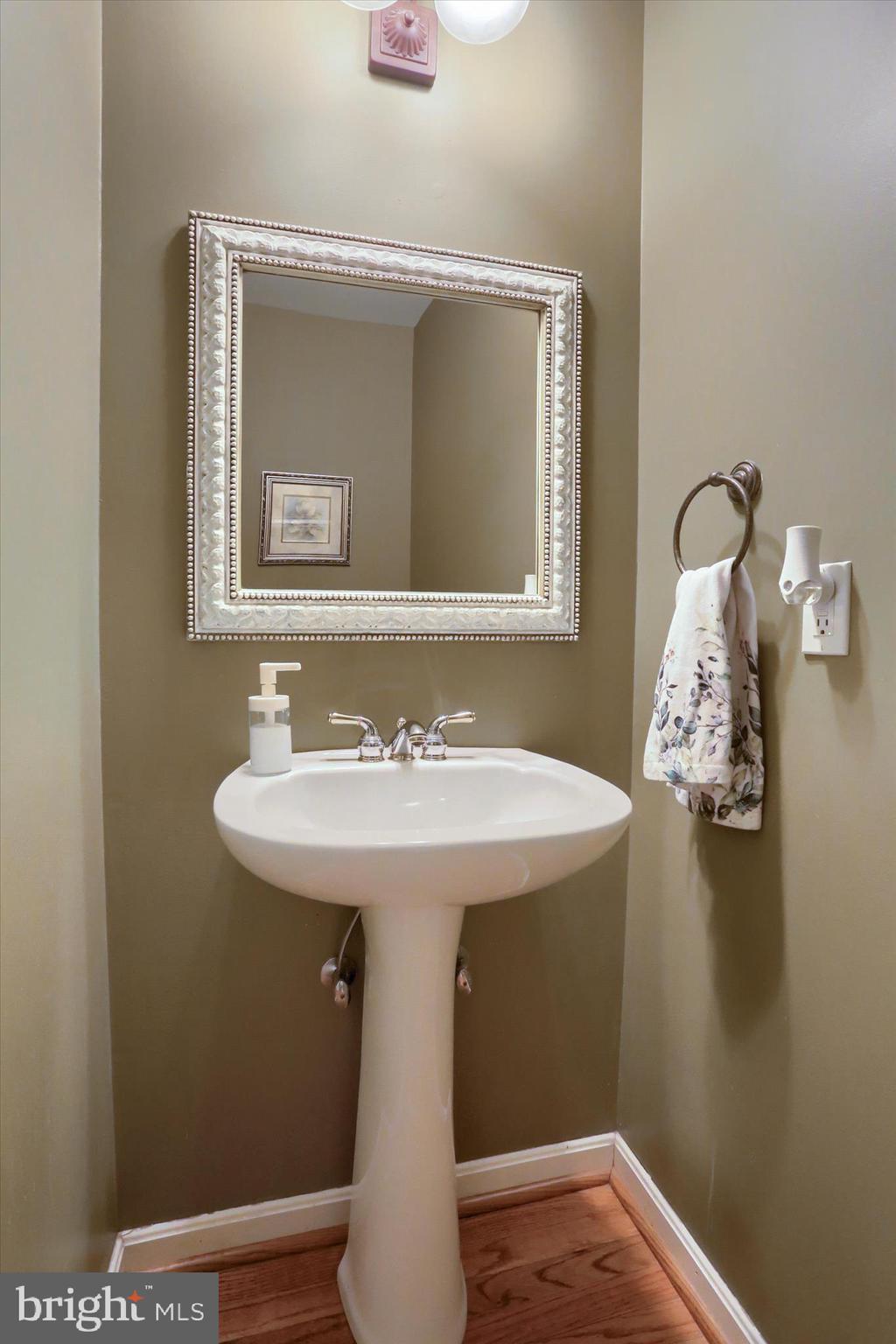 SOUTH MOUNTAIN ESTATES - Residential