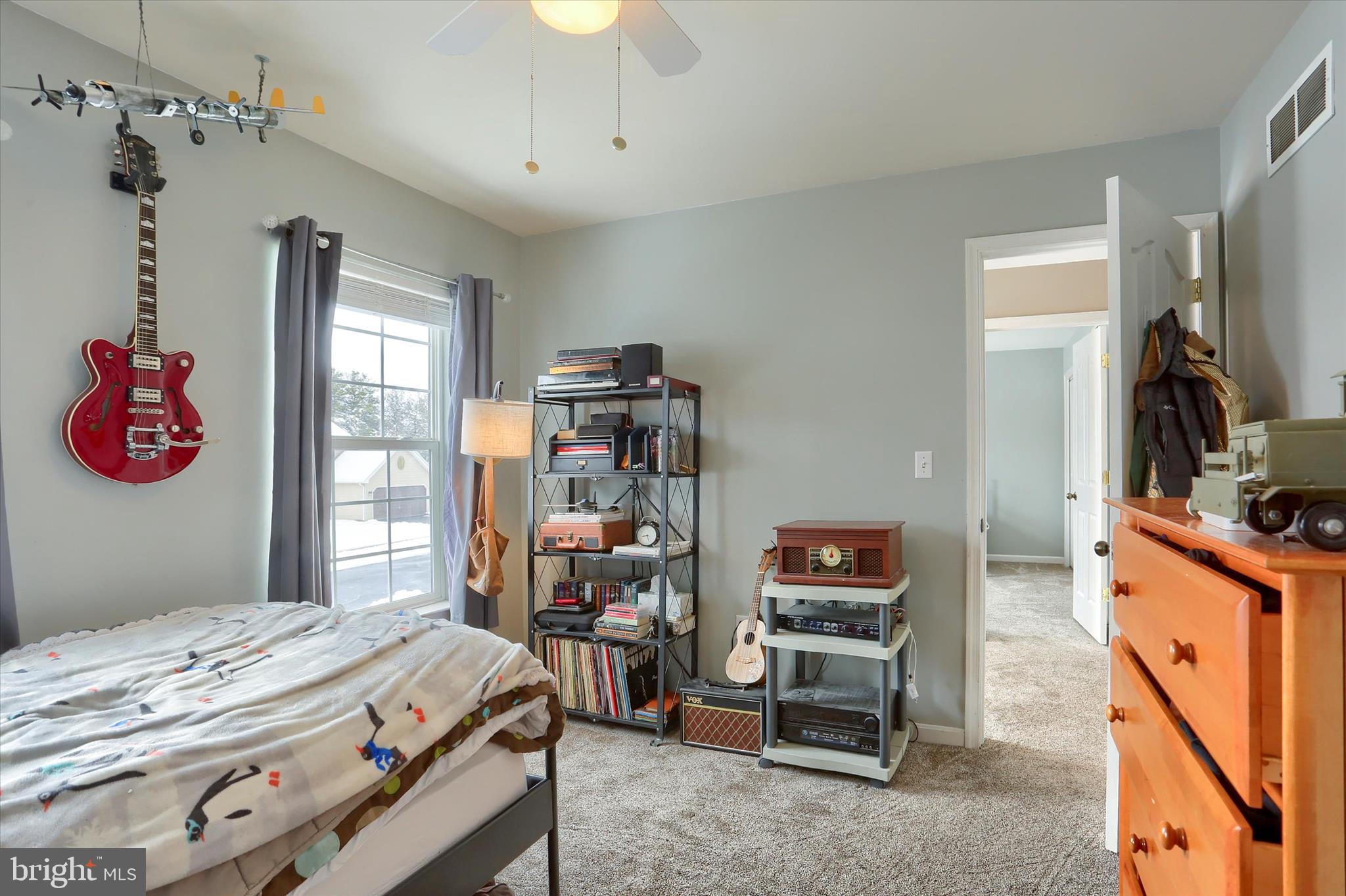 SOUTH MOUNTAIN ESTATES - Residential