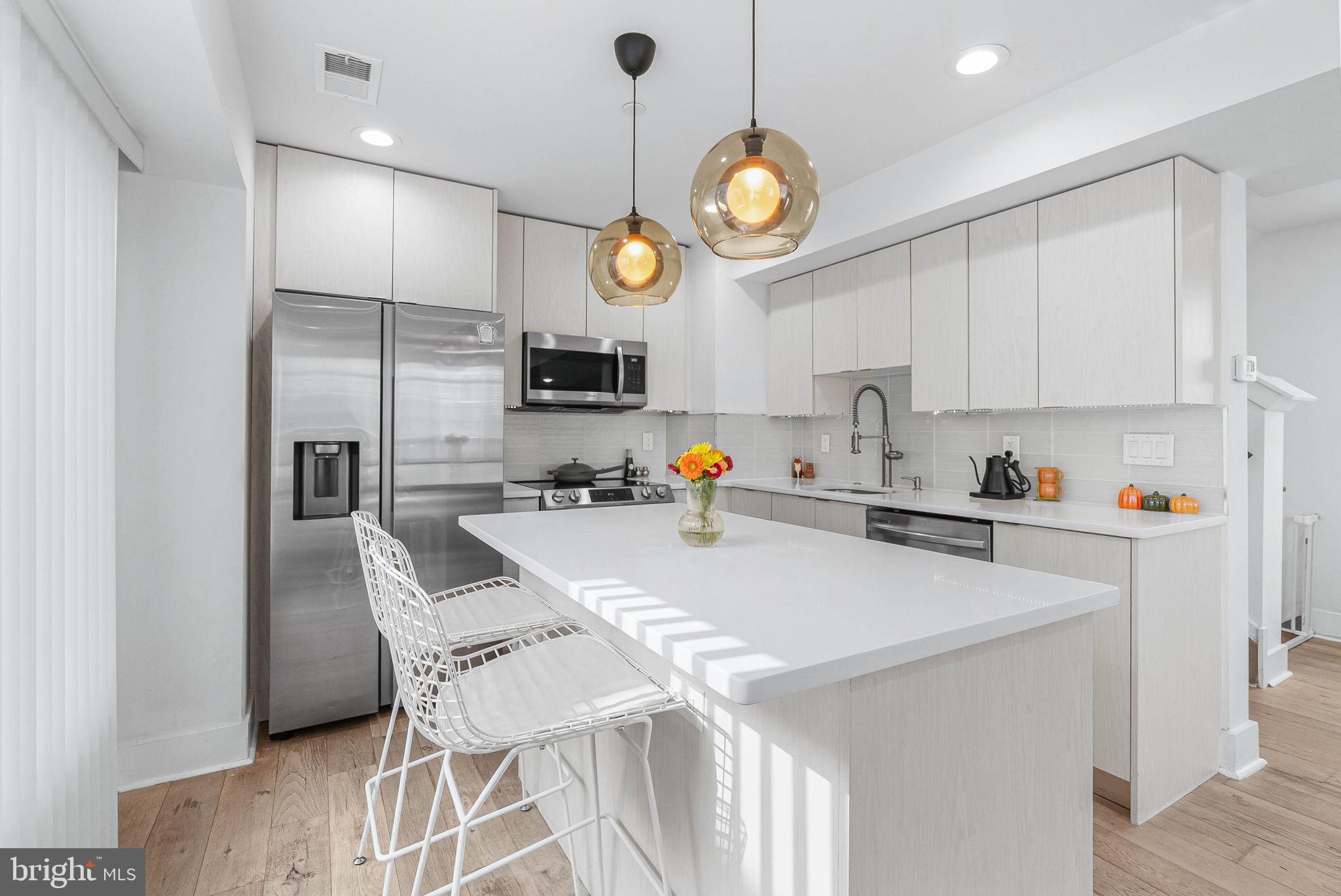 1325 N 17TH A