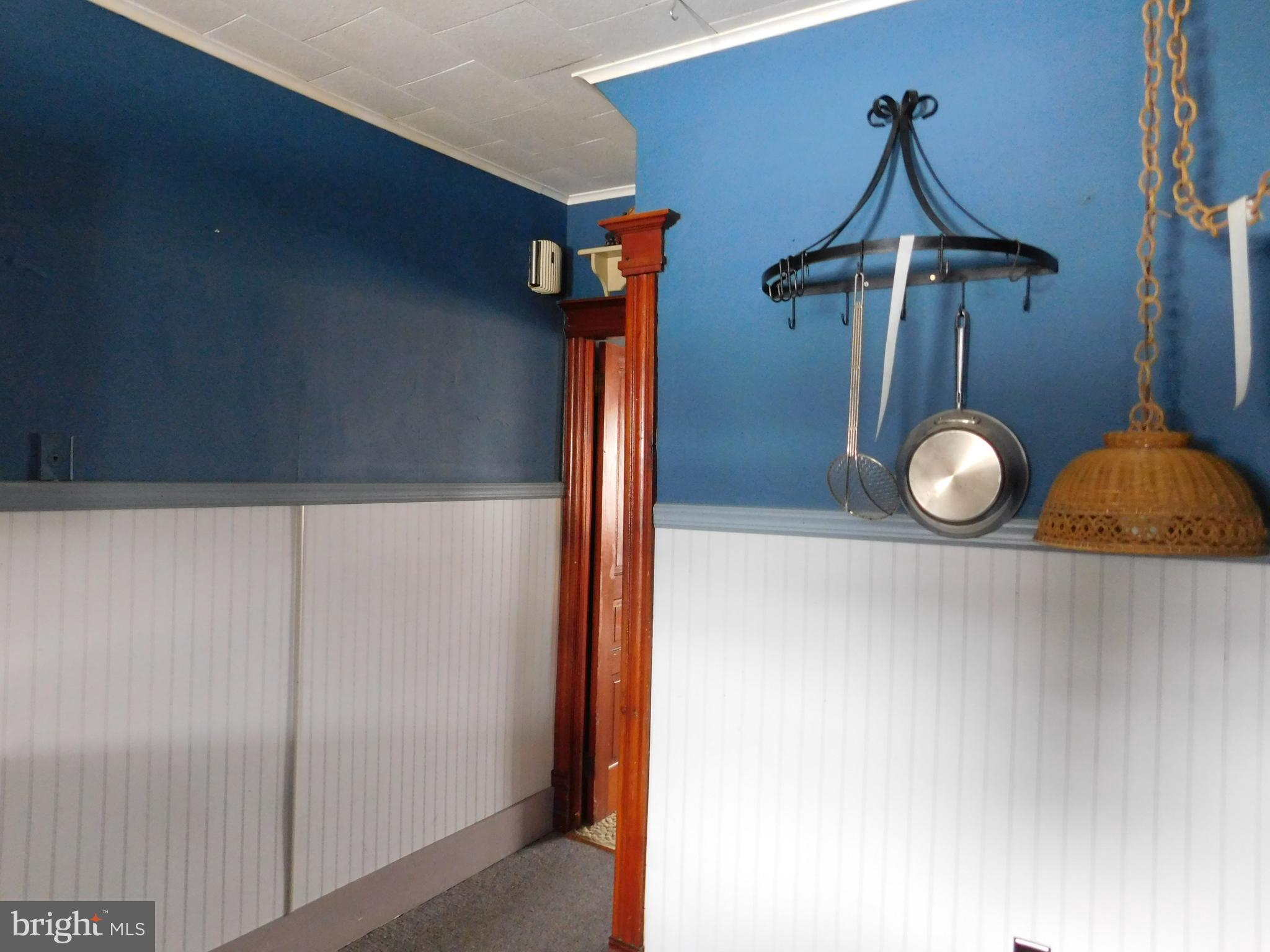 SUMMIT HILL - Residential