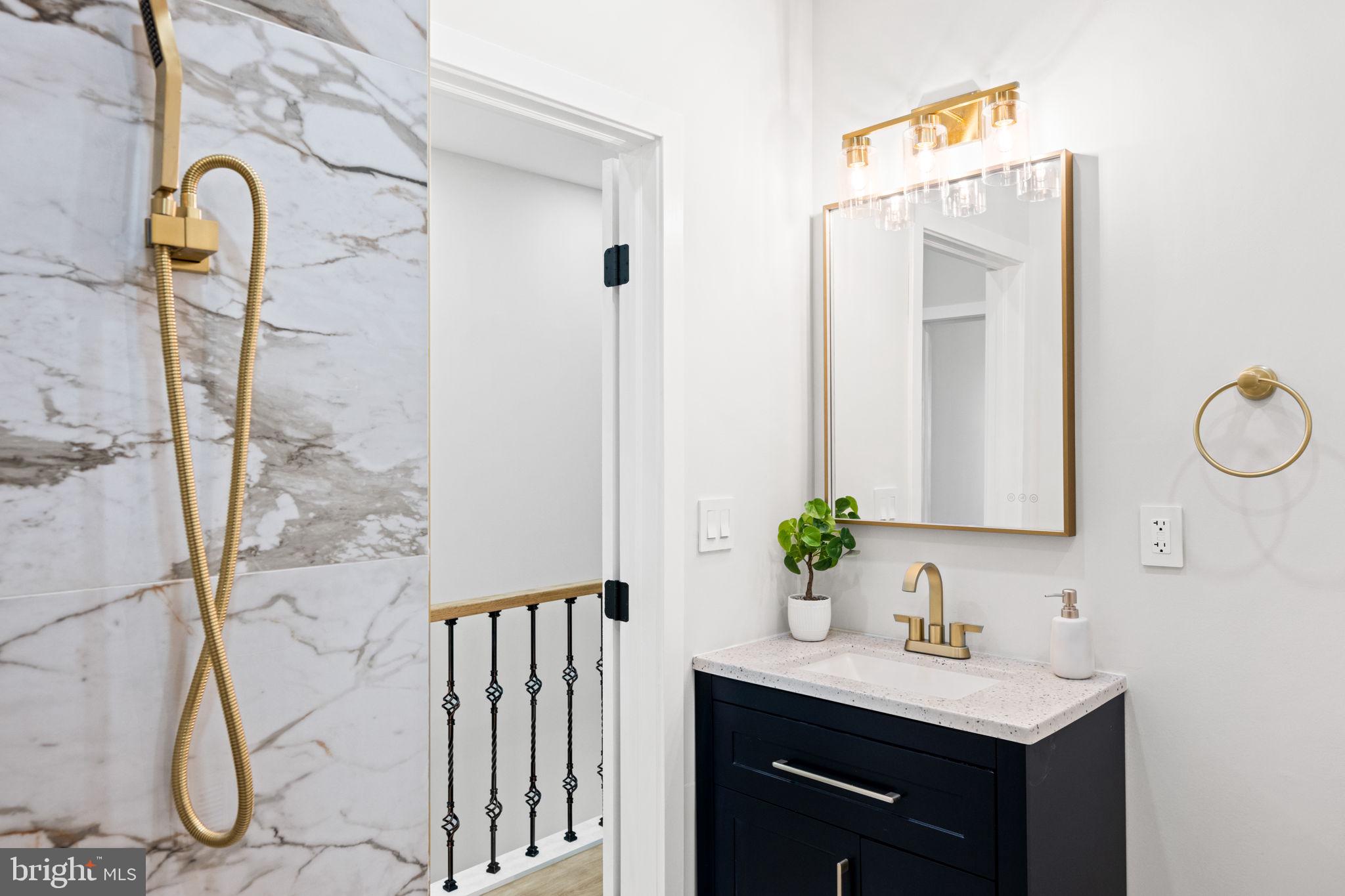 MIDDLE EAST - Residential