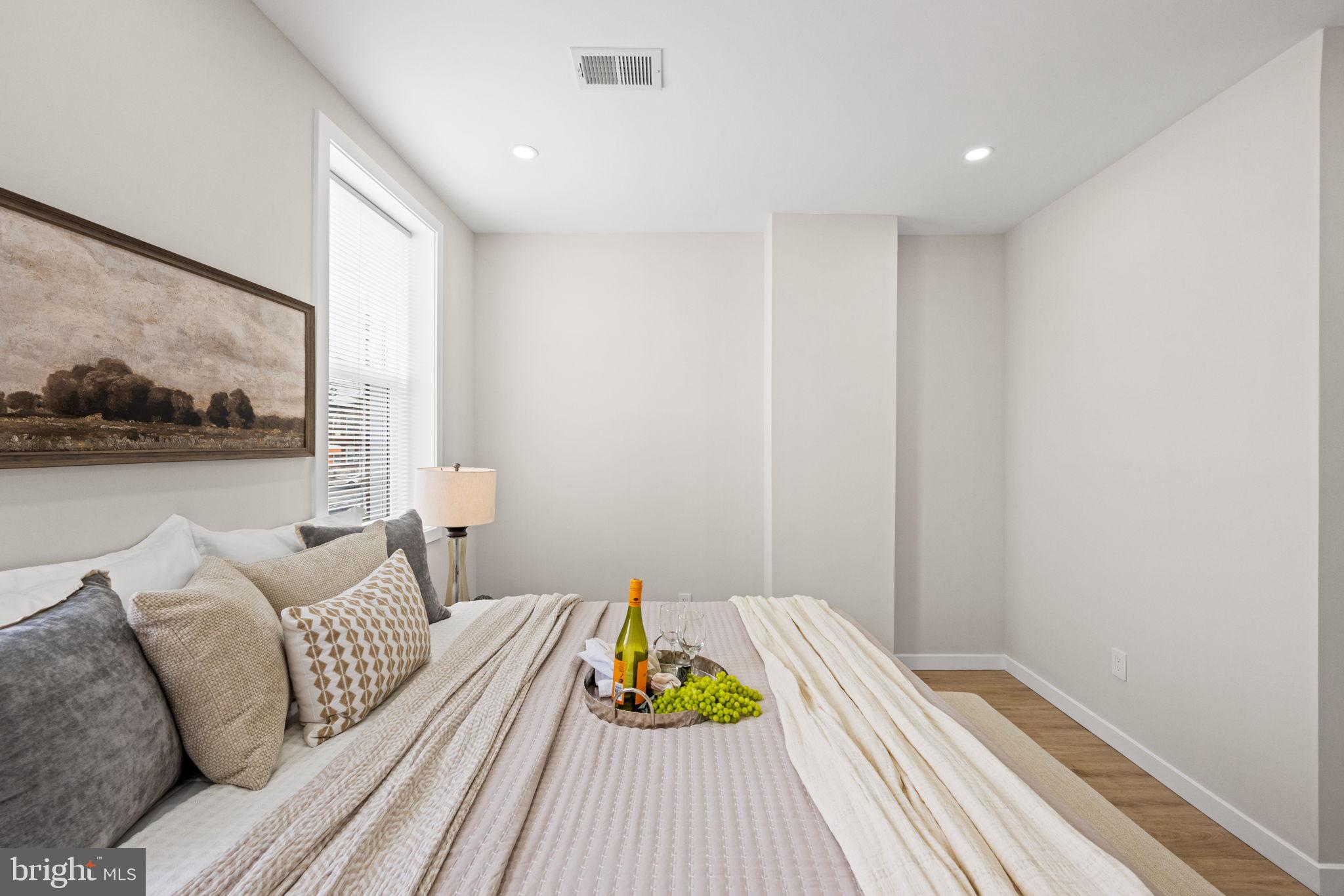 MIDDLE EAST - Residential