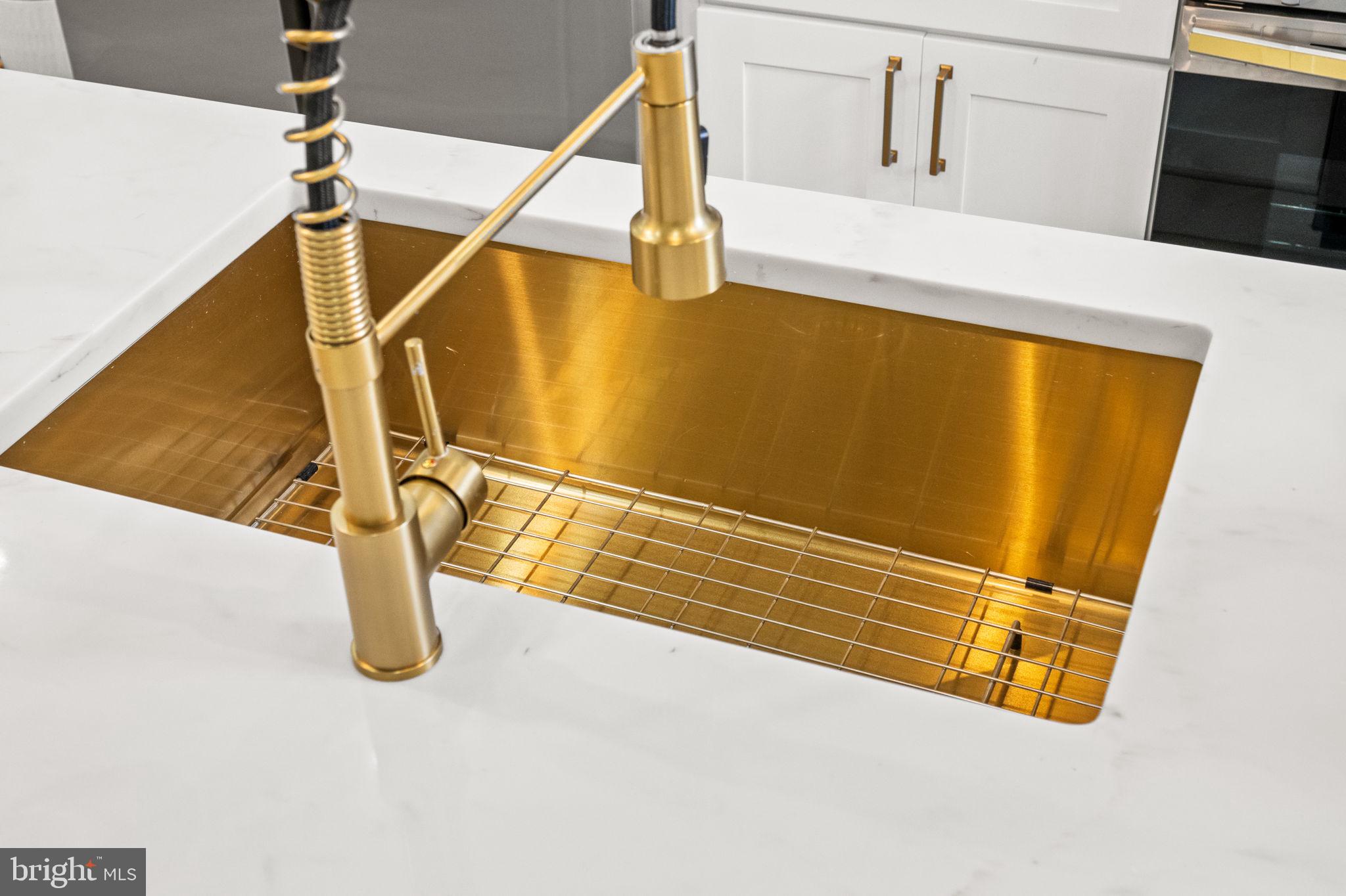 MIDDLE EAST - Residential