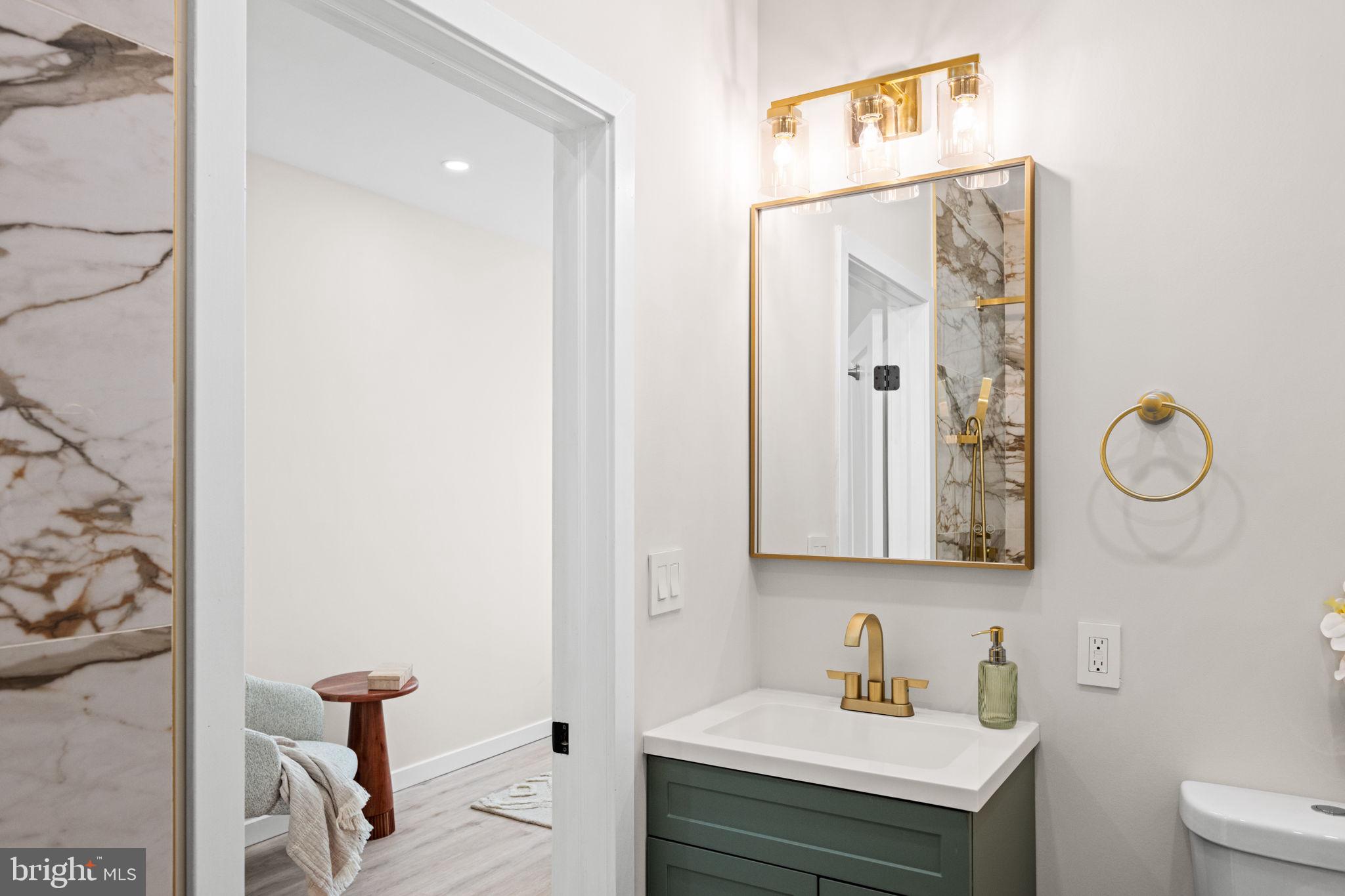 MIDDLE EAST - Residential