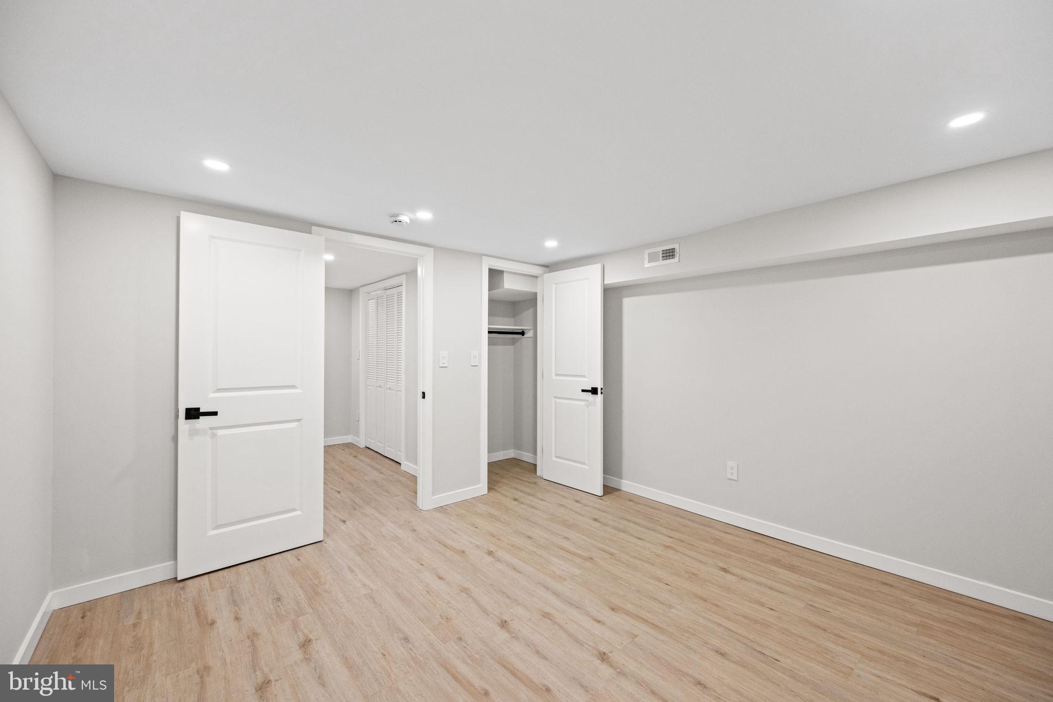 MIDDLE EAST - Residential