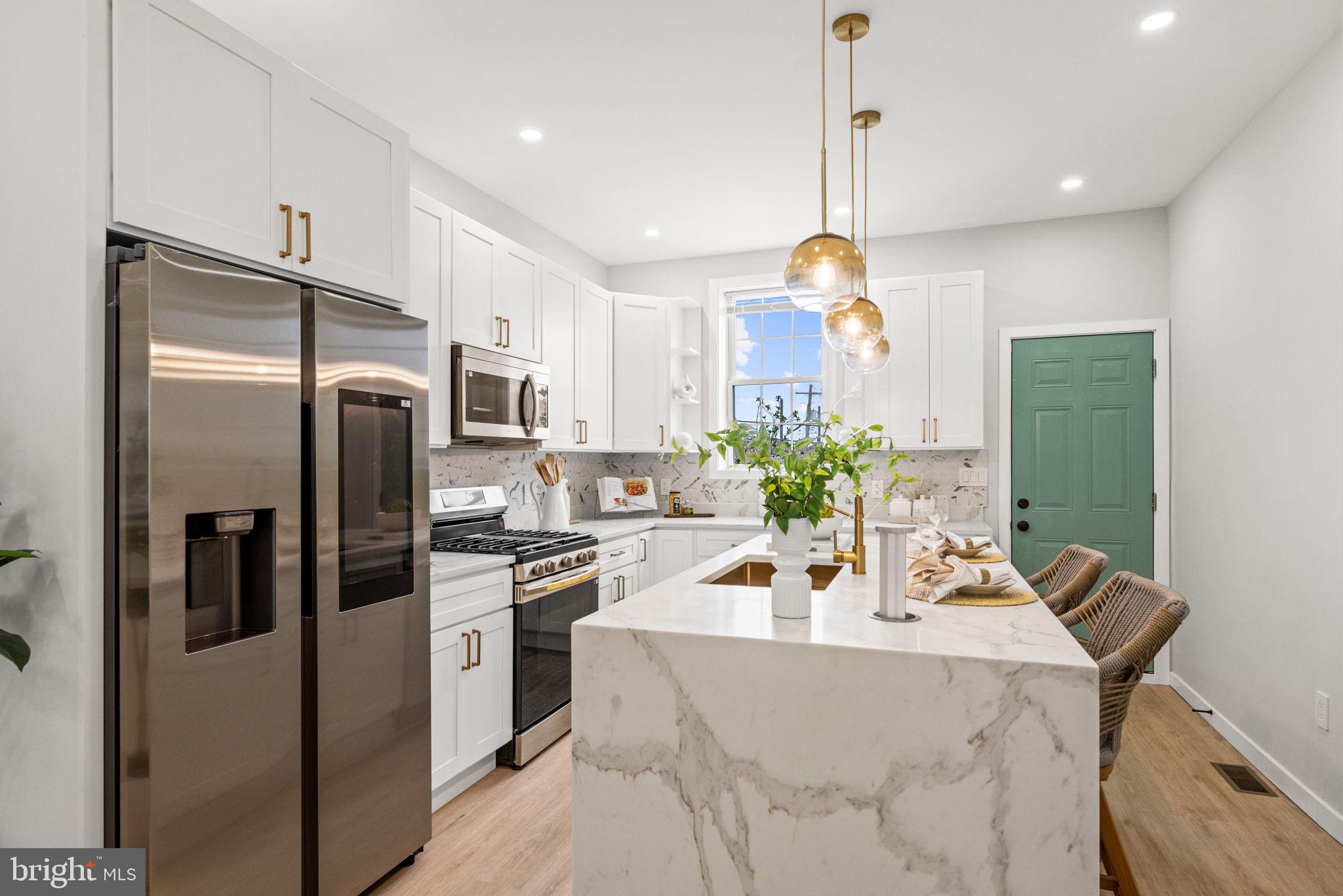 MIDDLE EAST - Residential