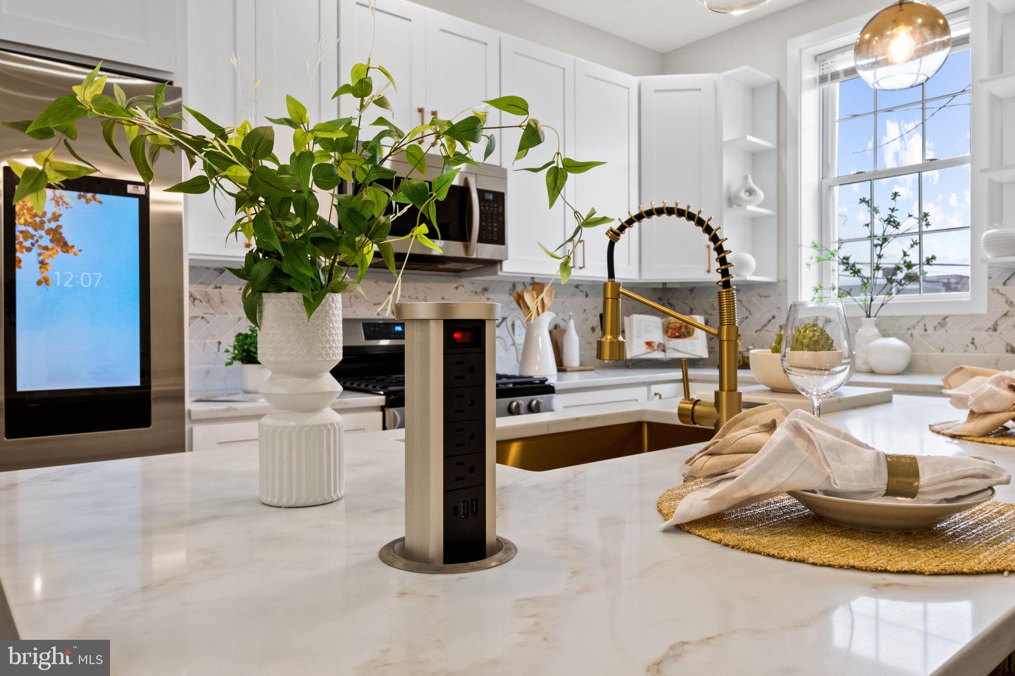 MIDDLE EAST - Residential