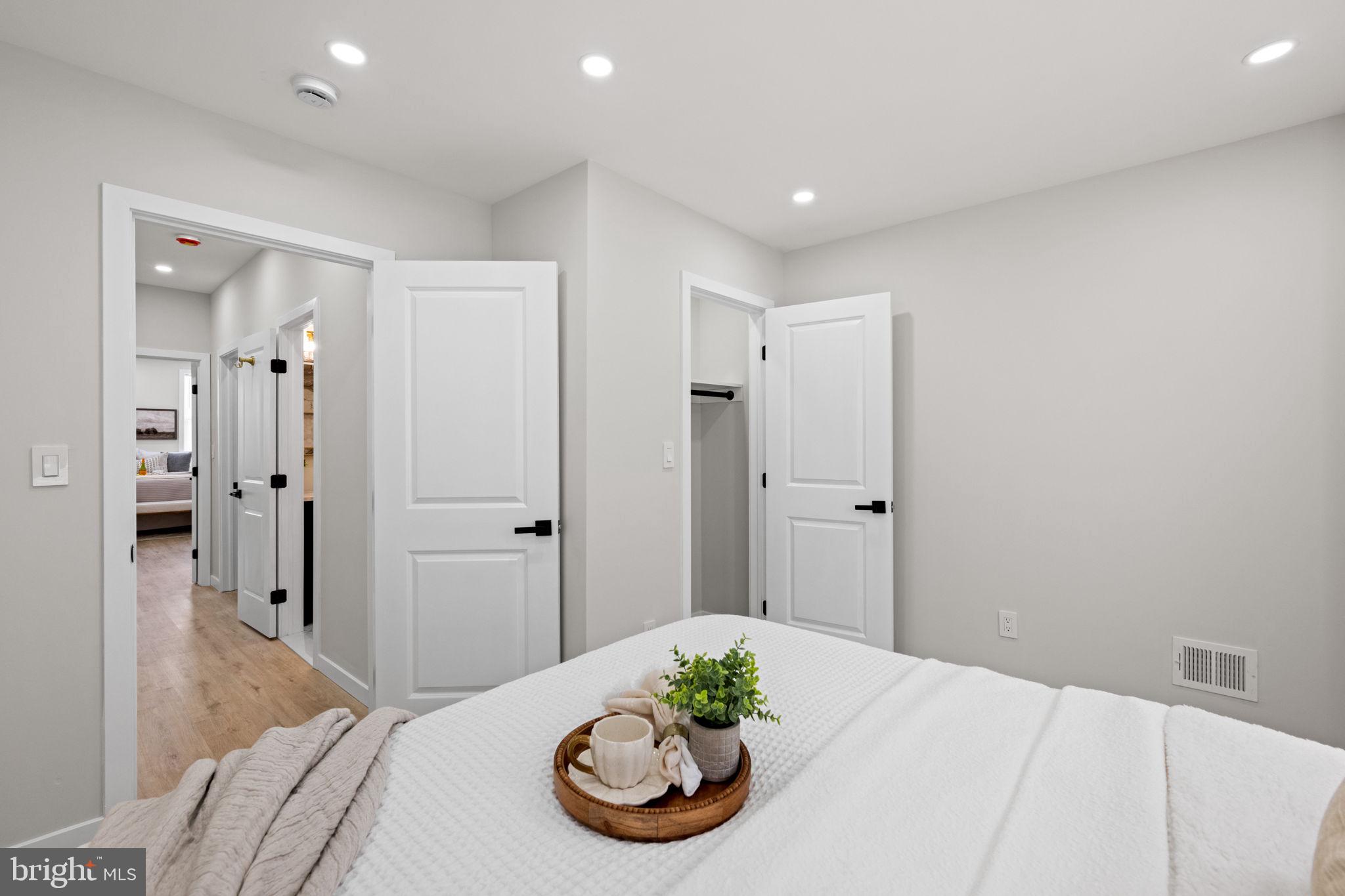 MIDDLE EAST - Residential