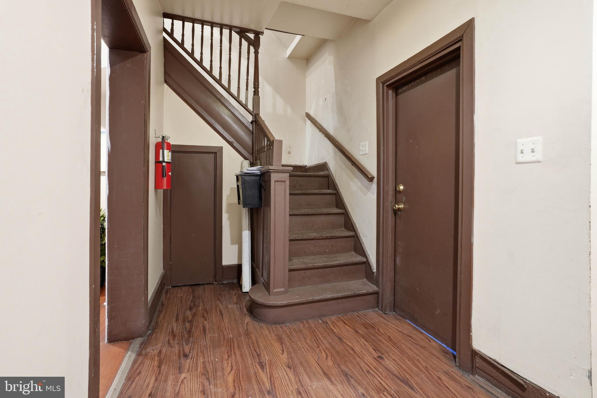 HUNTING PARK - Residential