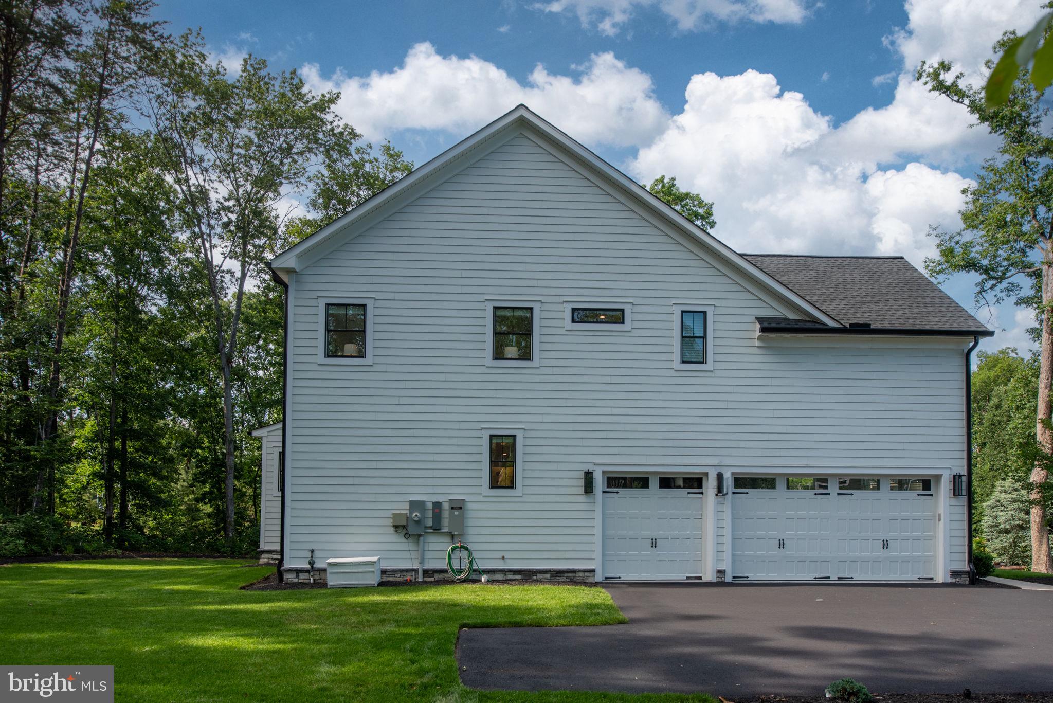 FAWN LAKE - Residential