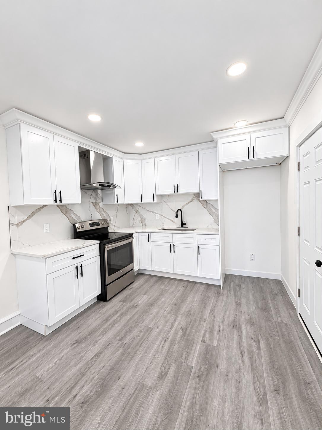 3828 K ST
