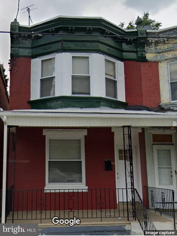 Investor Special! Must see this larger than average, partially remodeled home with solid income flow and the dimensions for a potential new construction project in a neighborhood waiting to be developed. Sale is subject to lease agreement.