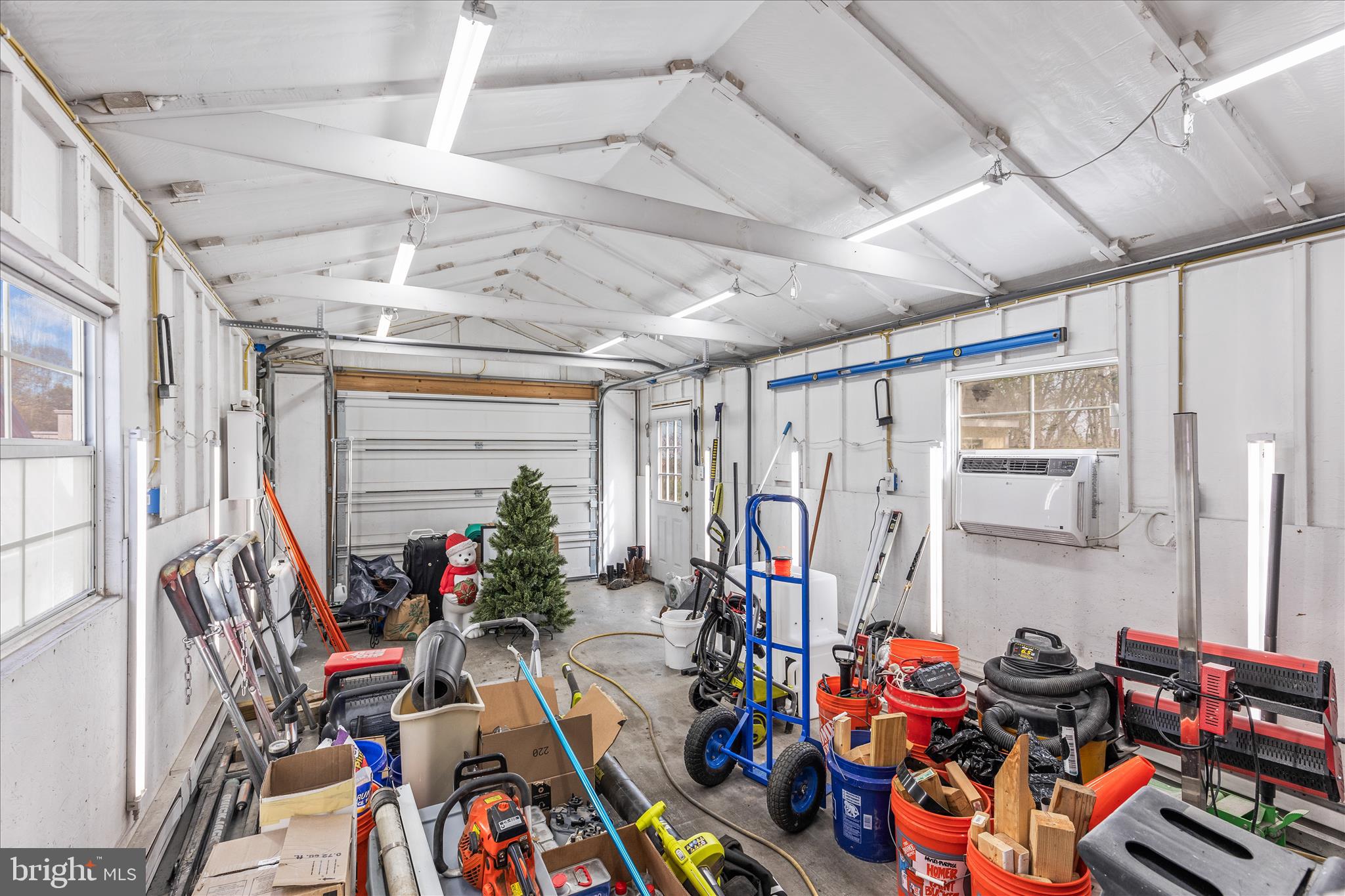 NONE, RURAL - Residential