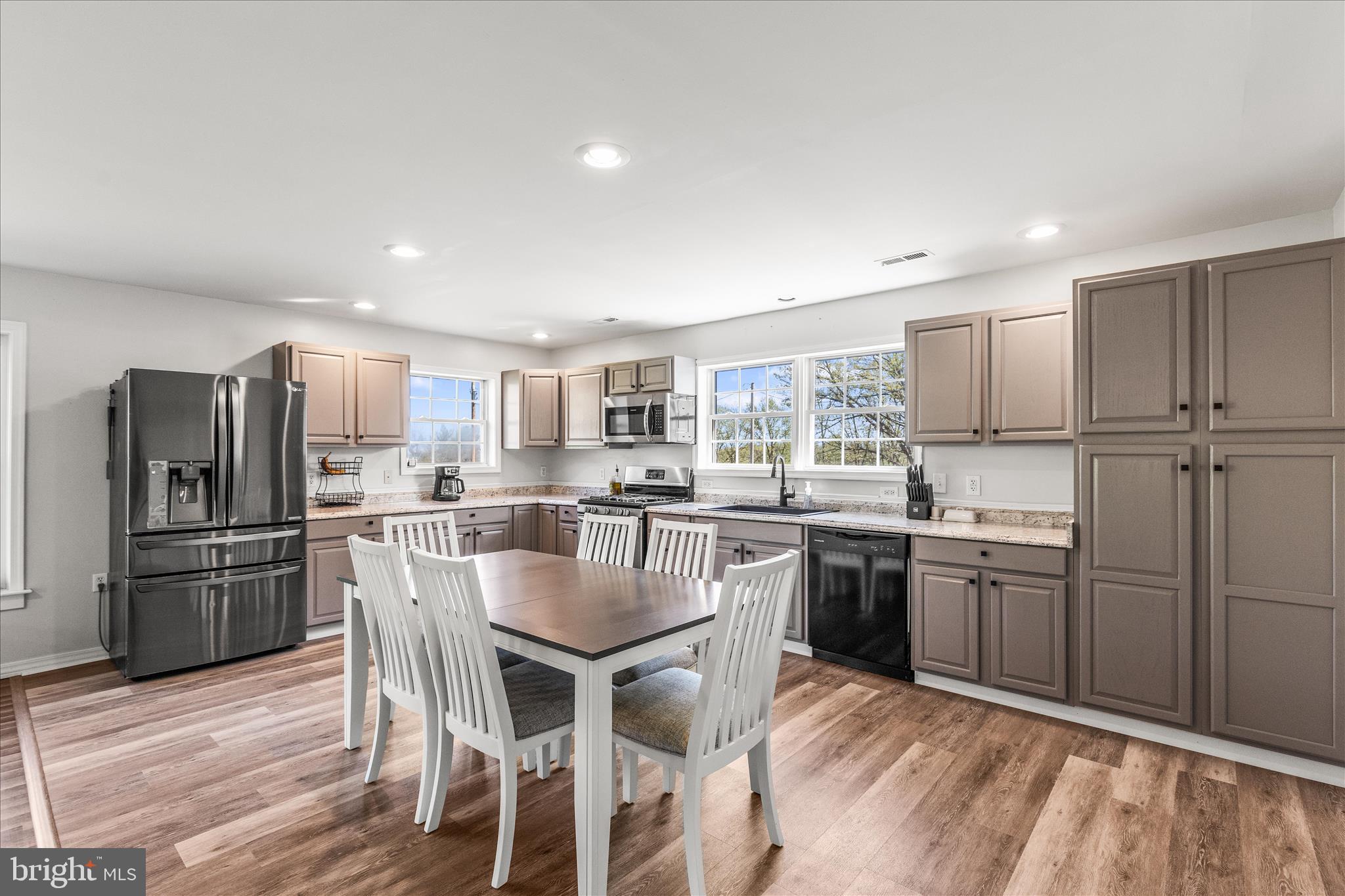 NONE, RURAL - Residential