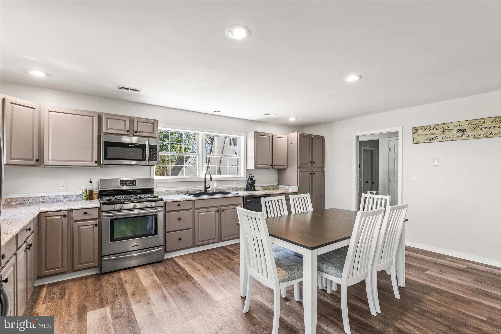 NONE, RURAL - Residential