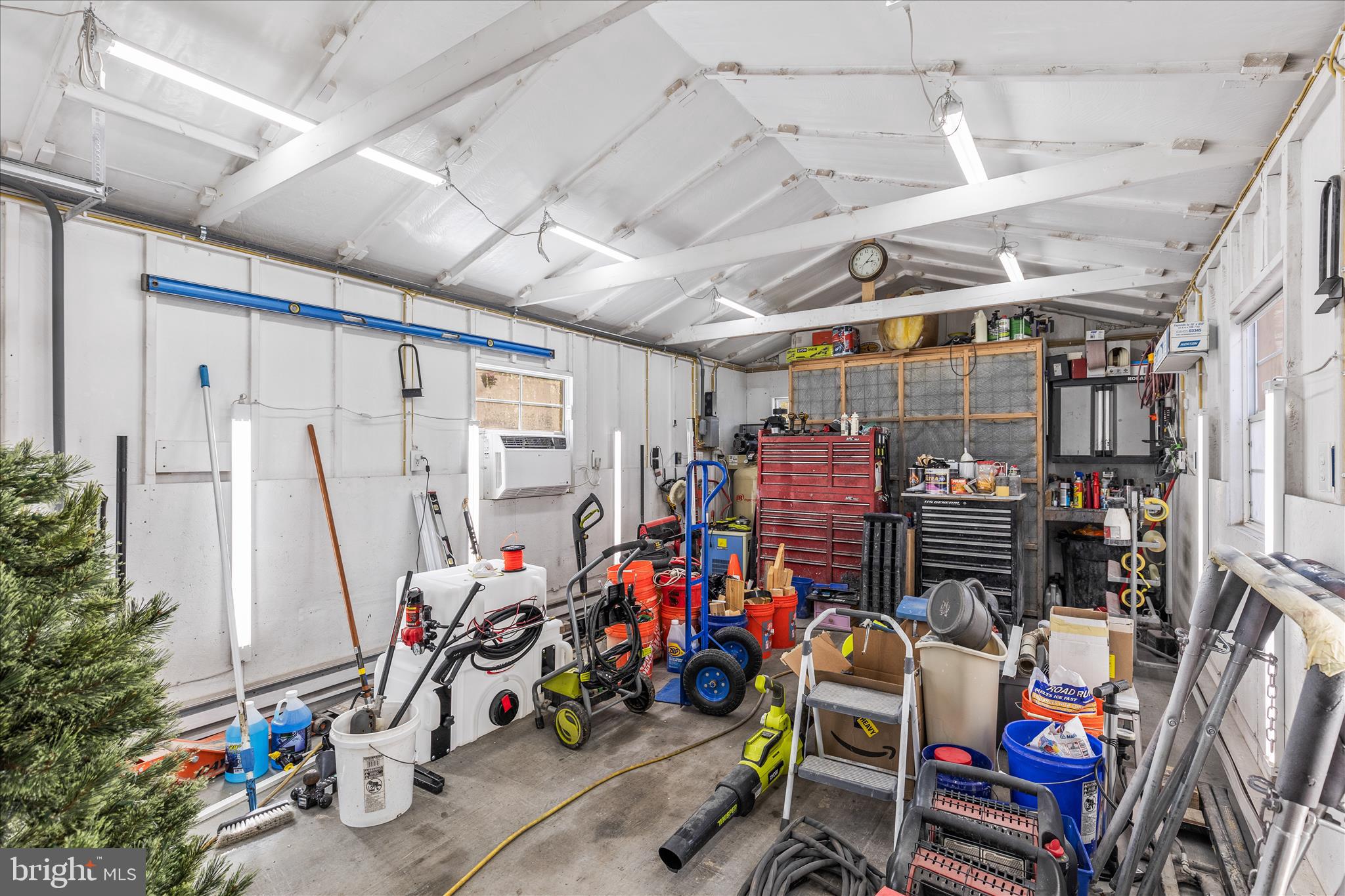 NONE, RURAL - Residential