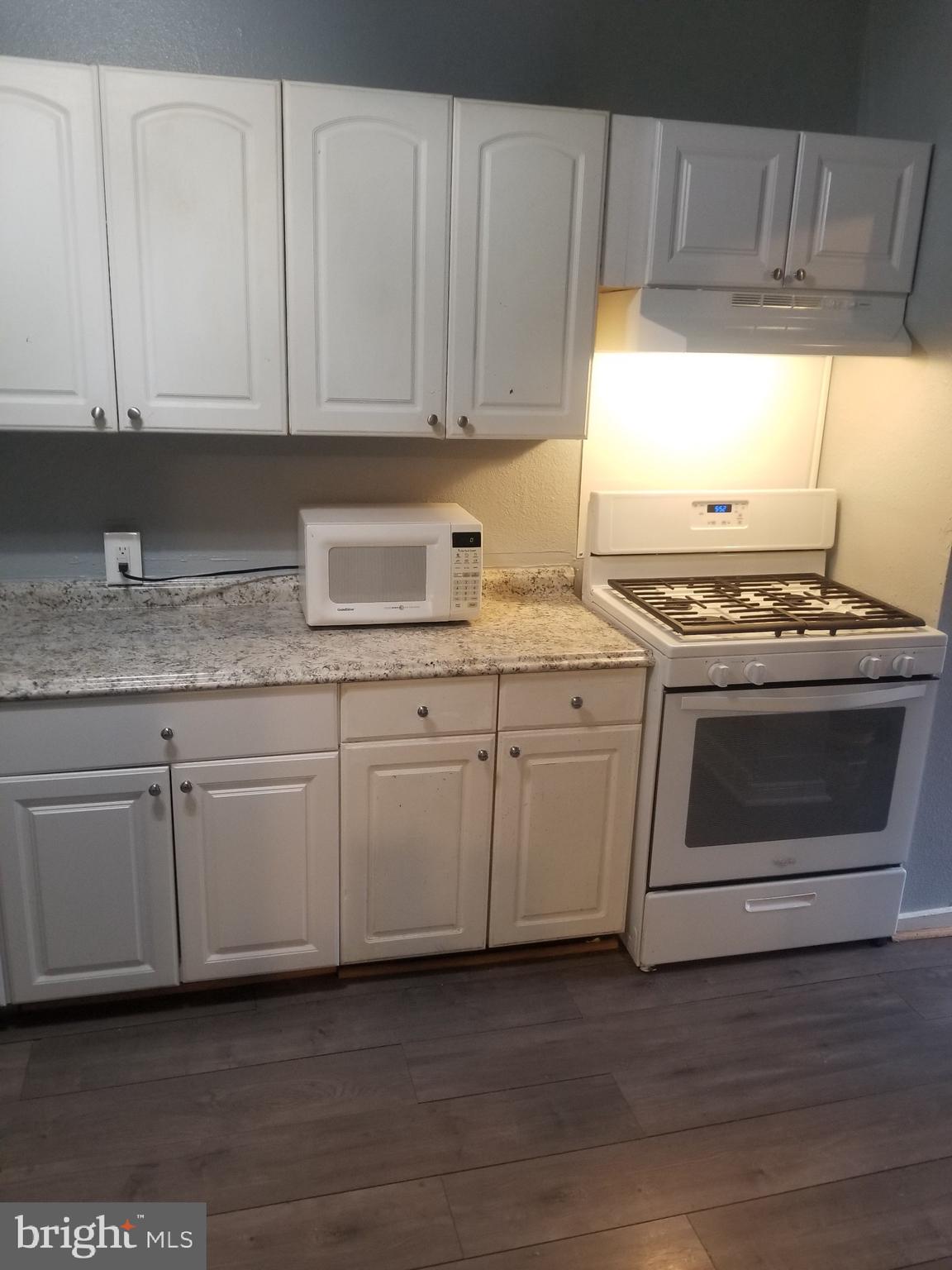 BELAIR-EDISON - Residential Lease