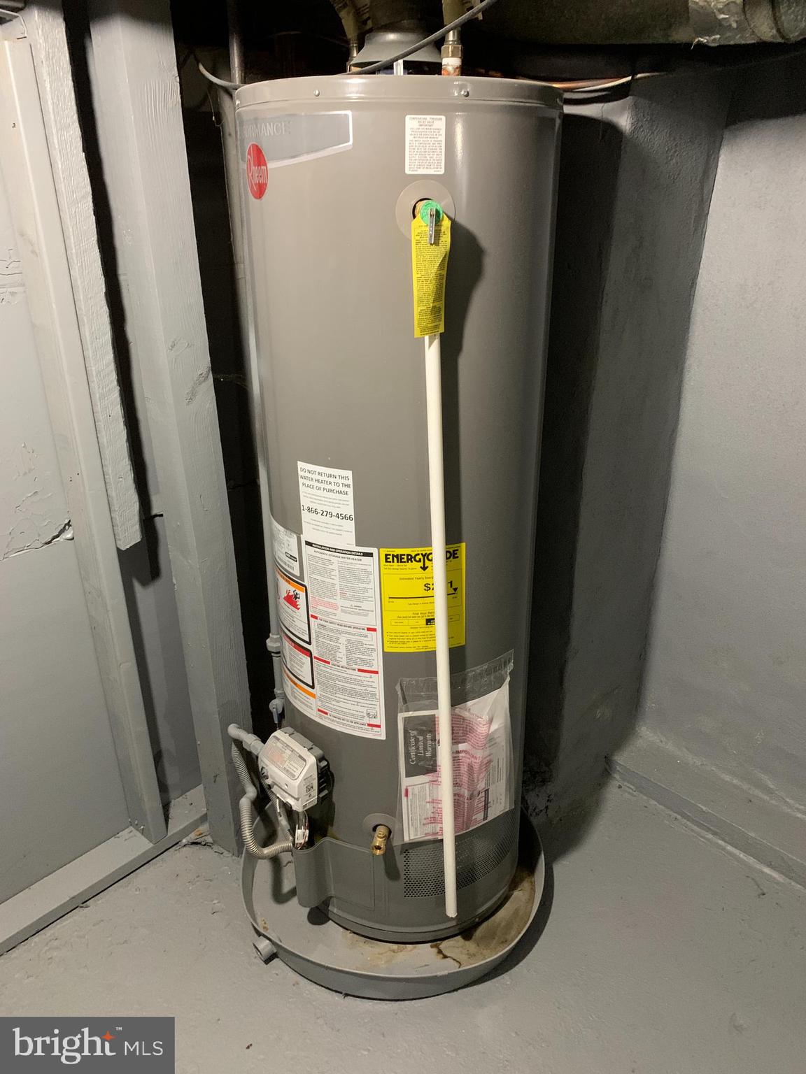 WASHINGTON VILLAGE - Residential