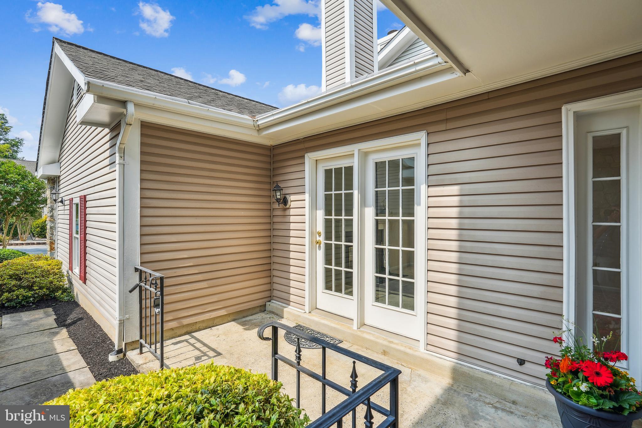 7 BUTTERWICK COURT