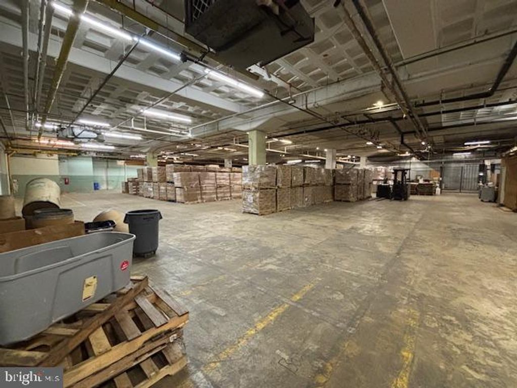 Photo of 400 W Main Street, EPHRATA, PA 17522 (MLS # PALA2085950)