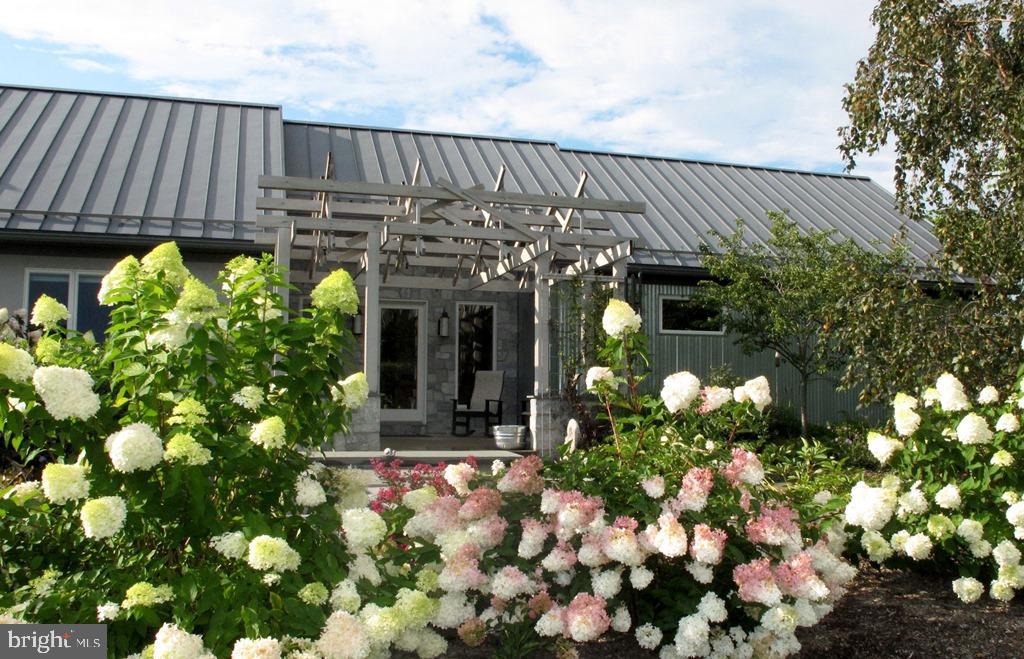 HOLTWOOD - Residential